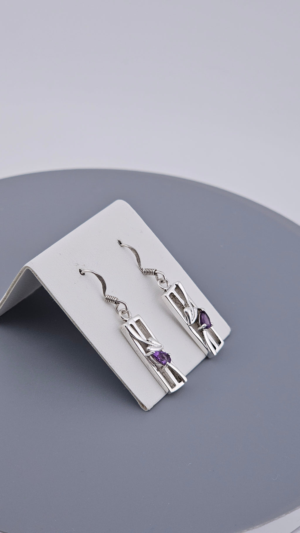 Vintage 925 Sterling Silver Amethyst Drop Dangle Earrings