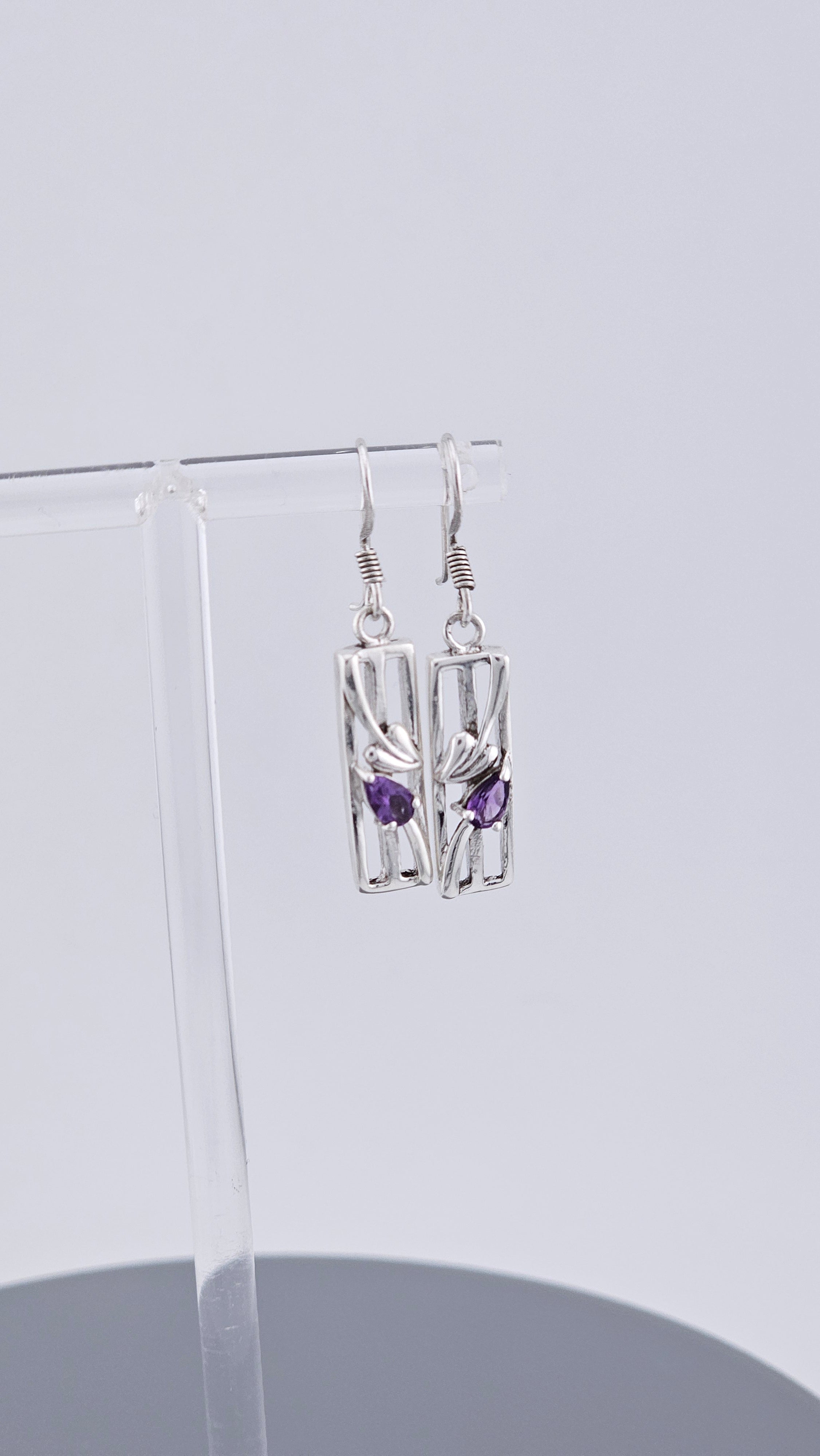 Vintage 925 Sterling Silver Amethyst Drop Dangle Earrings