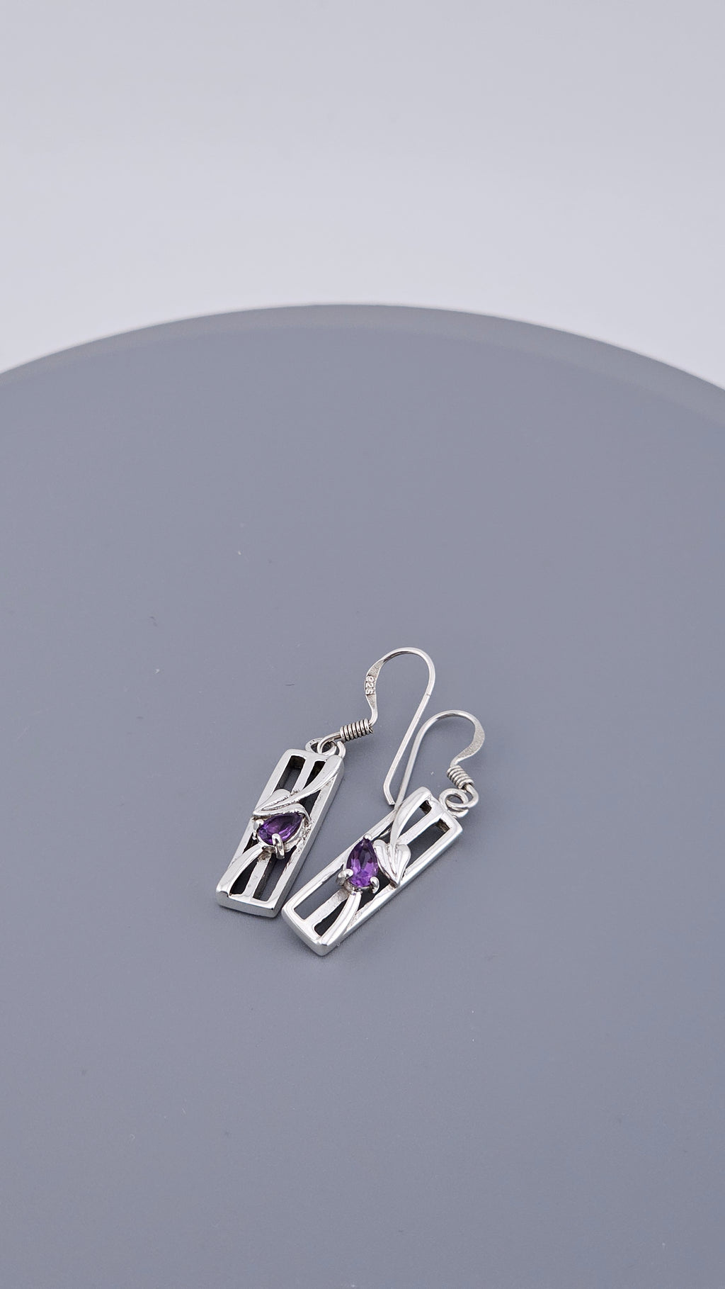 Vintage 925 Sterling Silver Amethyst Drop Dangle Earrings