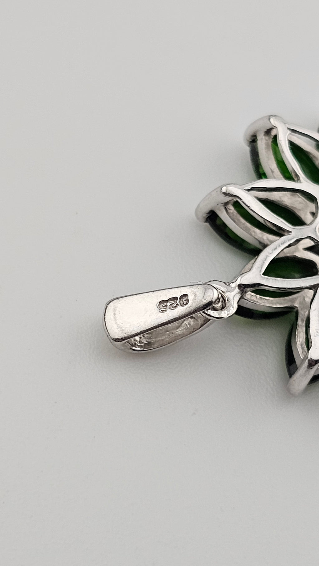 925 Sterling Silver Faceted Green Zircon and Diamond Flower Pendant