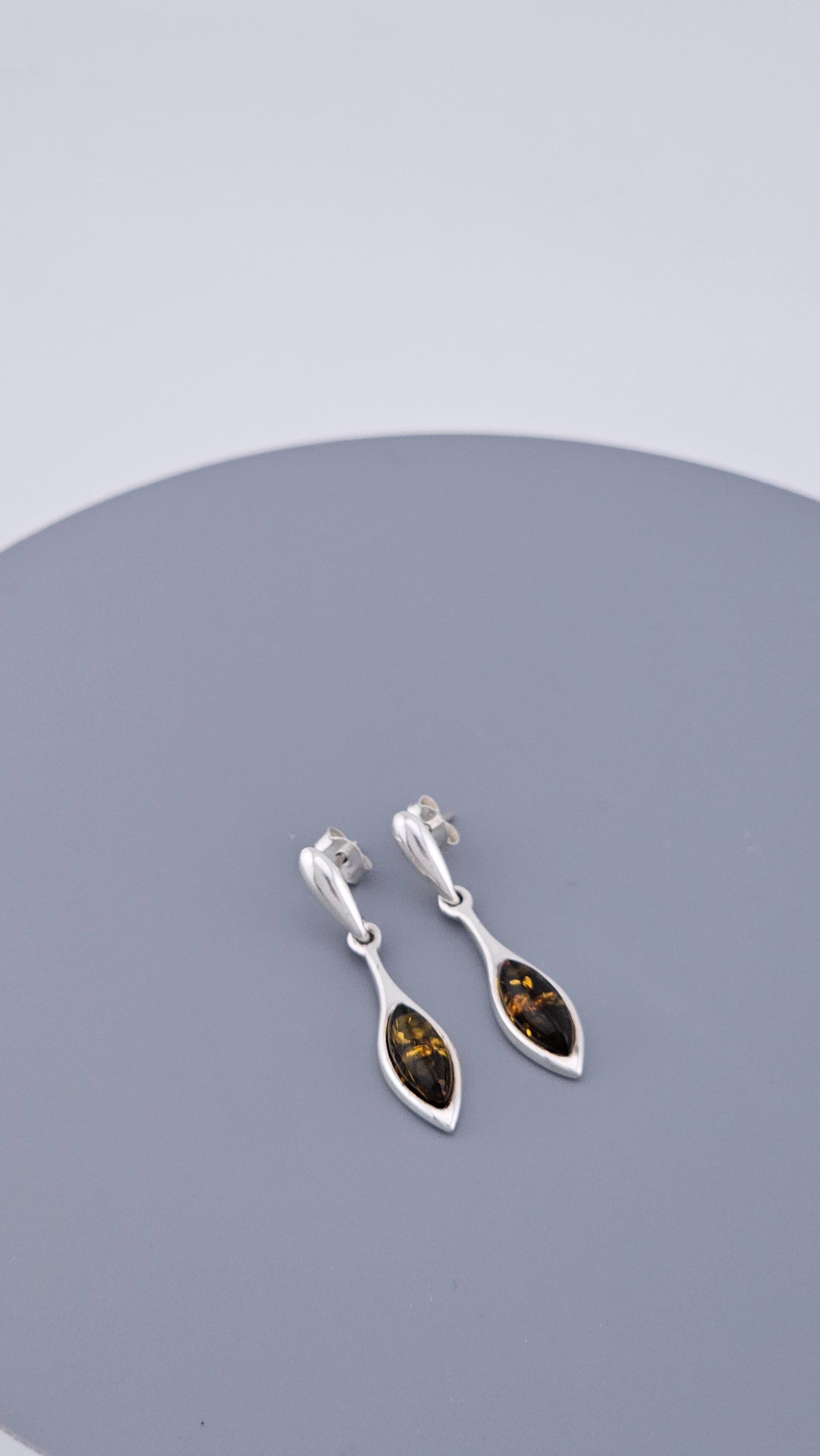 Vintage 925 Sterling Silver Amber Dangle Drop Stud Earrings