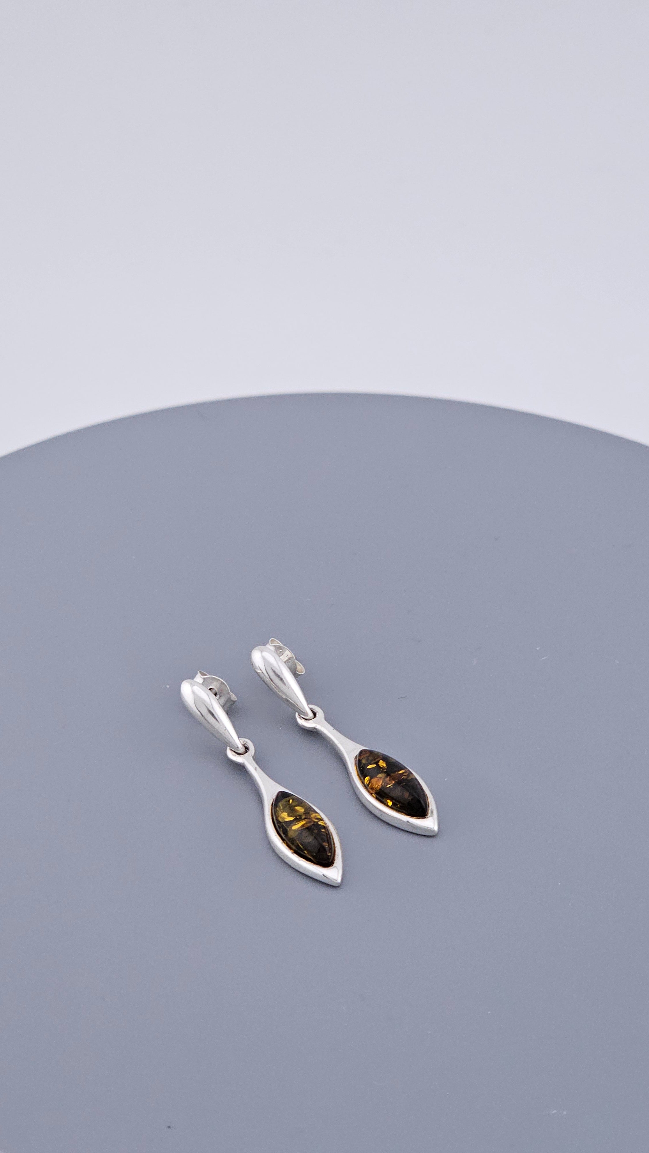 Vintage 925 Sterling Silver Amber Dangle Drop Stud Earrings
