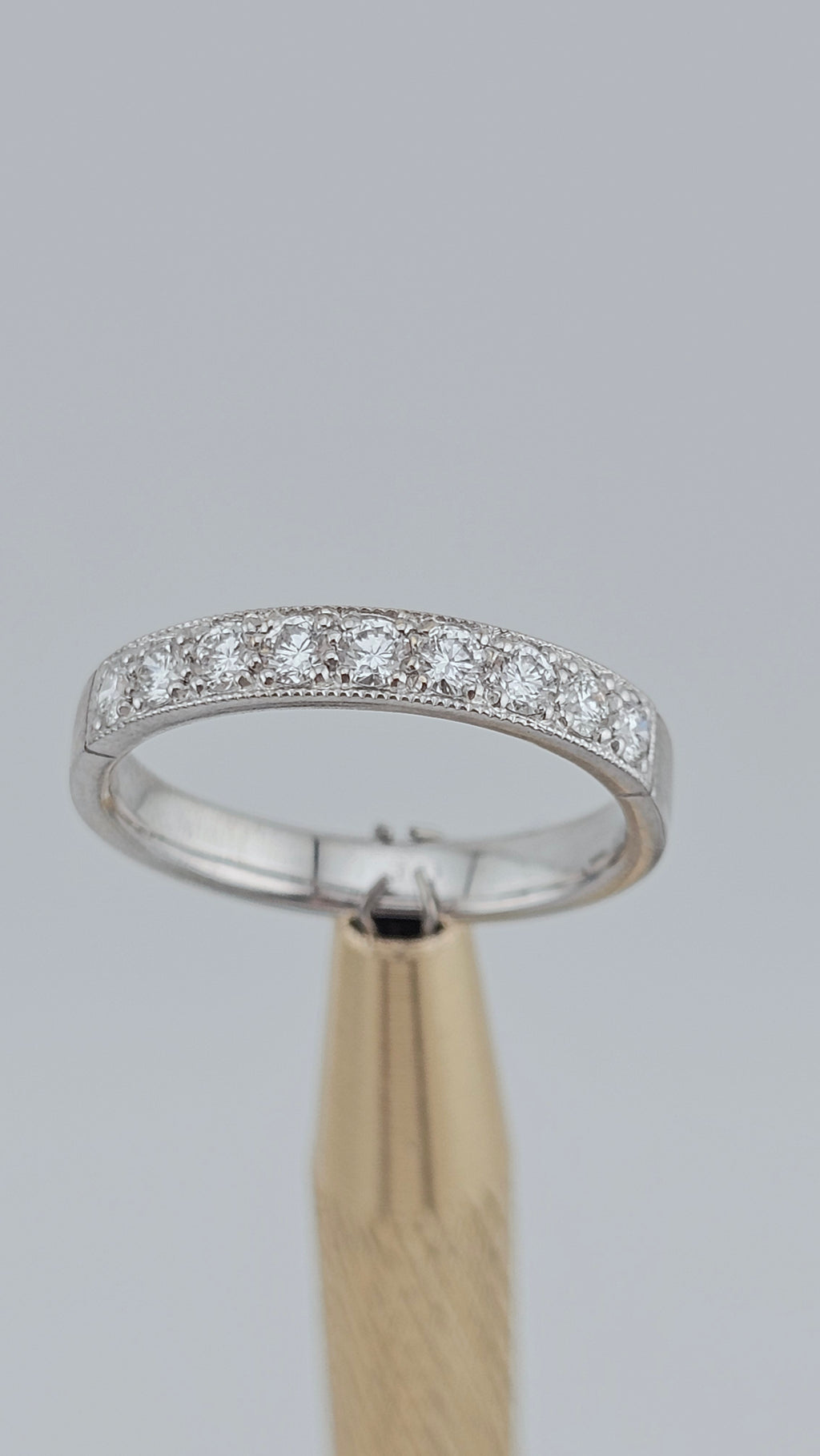 18ct White Gold 0.40ct Diamond Half Eternity Ring - Valued £2,495 - Size P (7.5)