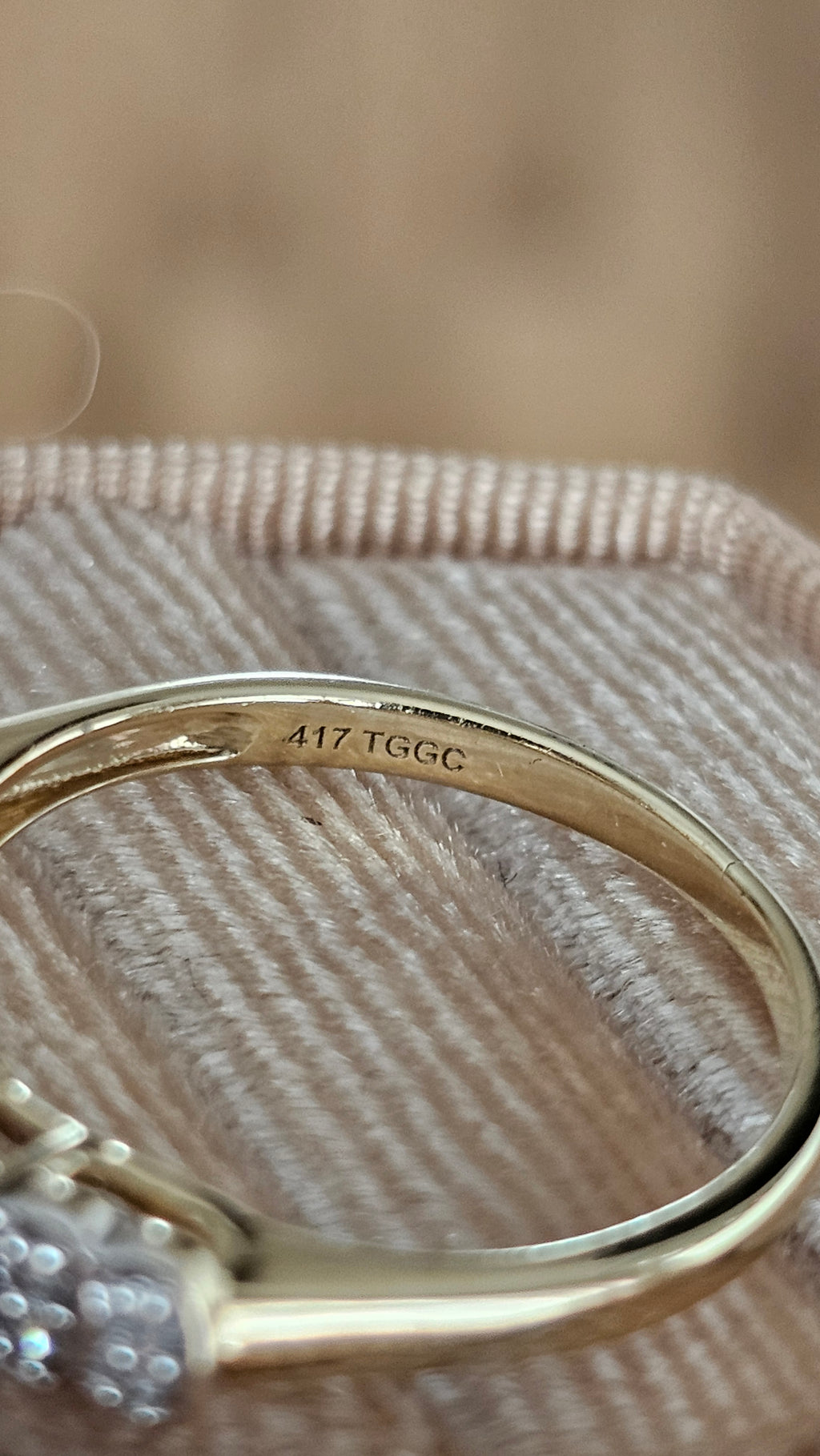 10ct Yellow Gold Natural Tanzanite & Zircon Trilogy Ring | Size UK P 1/2 (US 8) | 2.45g