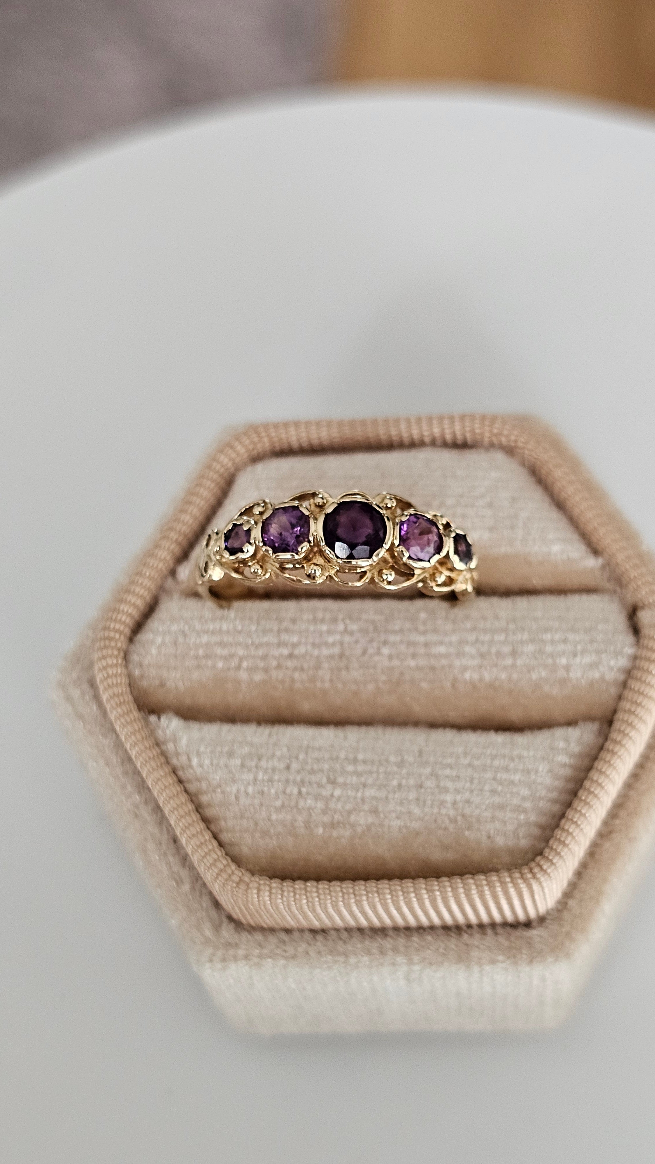 Vintage 9ct Yellow Gold 5-Stone Amethyst Ring | Size N | 2.15g