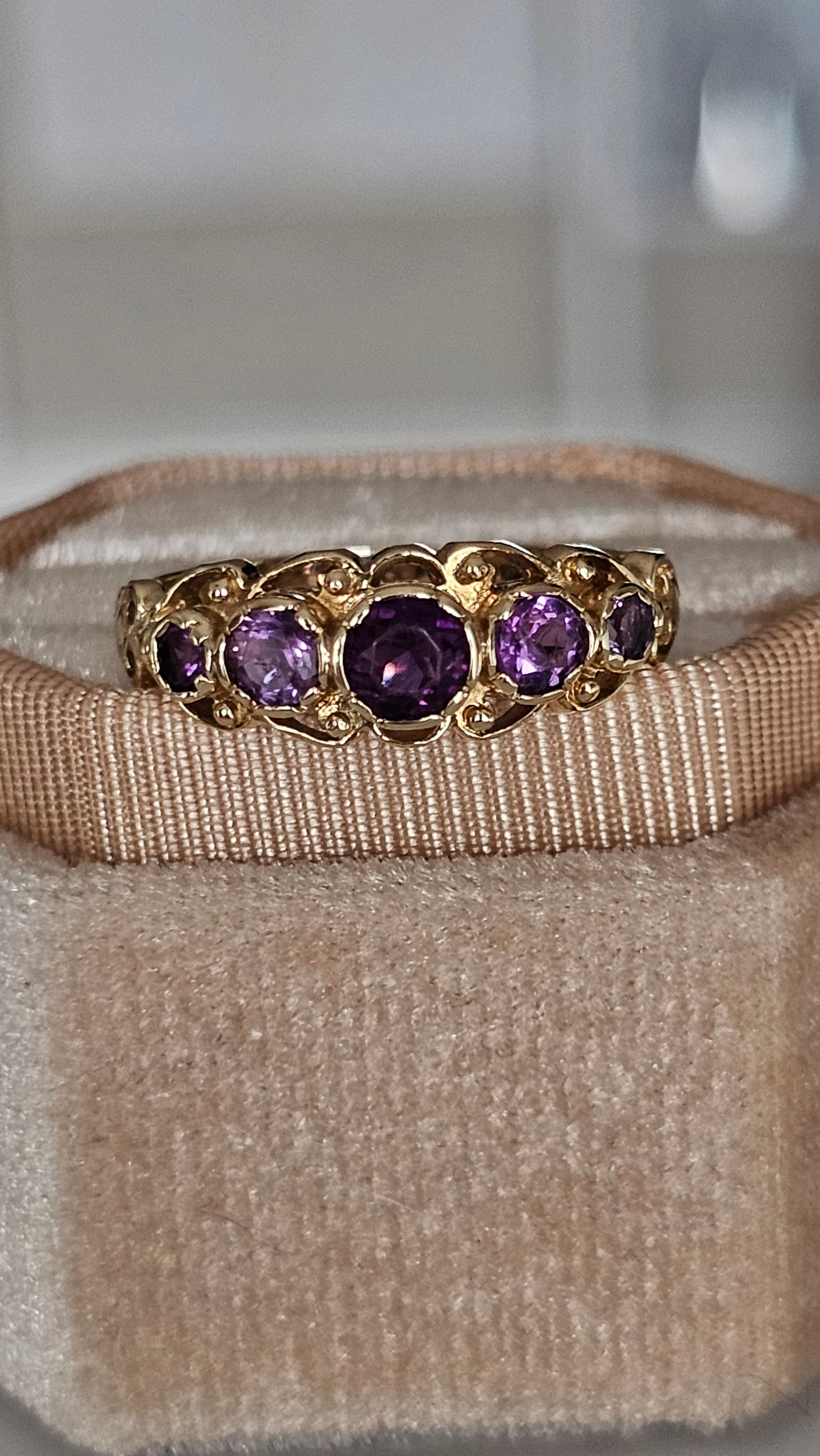 Vintage 9ct Yellow Gold 5-Stone Amethyst Ring | Size N | 2.15g