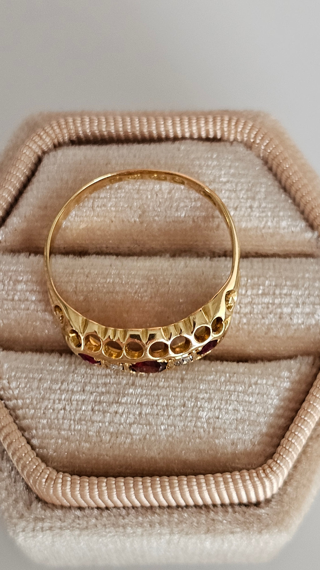 Antique 1915 Chester 18ct Gold Diamond, Garnet & Ruby Ring | L 1/2 | 2.36g