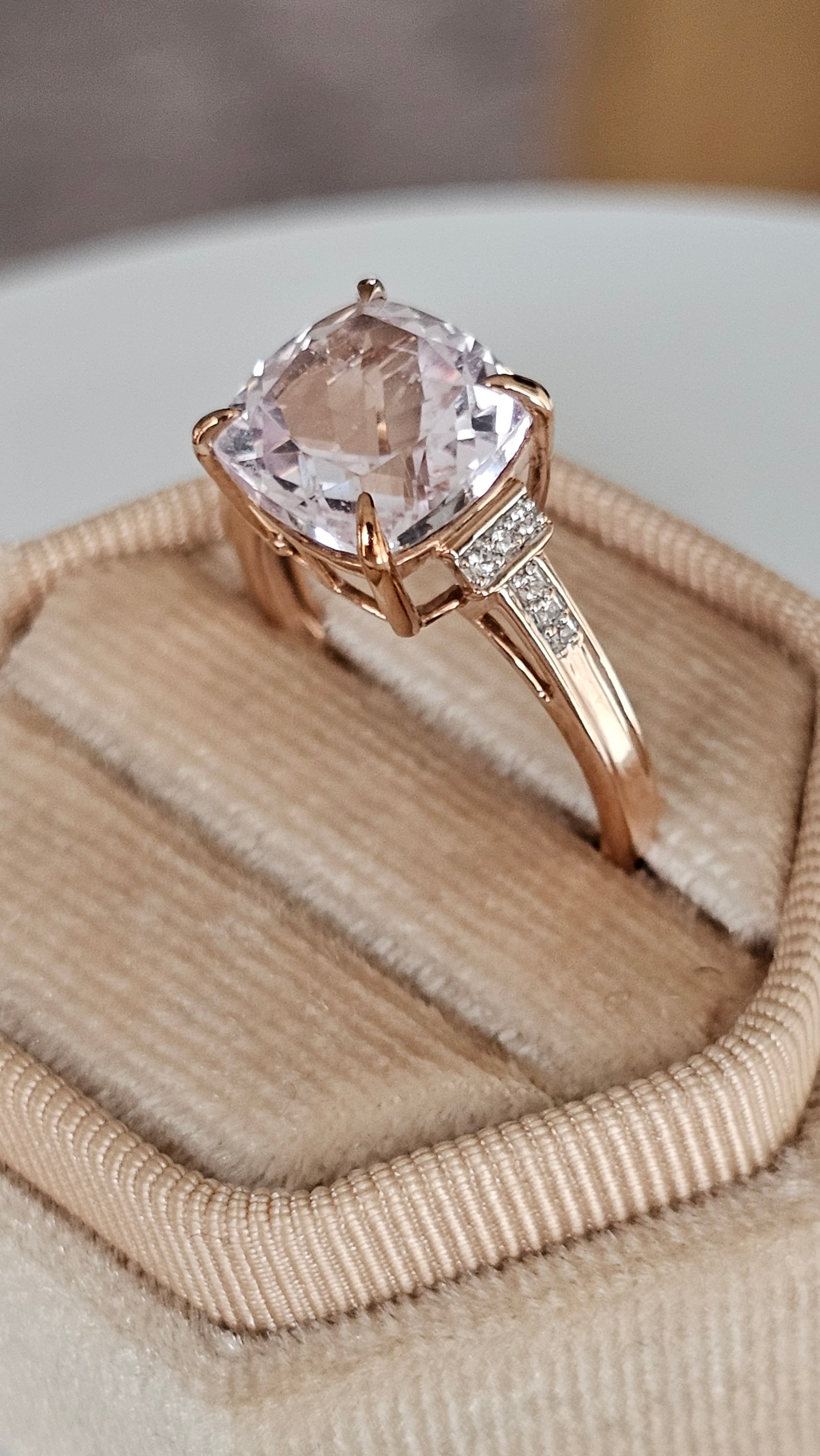 9ct Rose Gold Natural Pink Kunzite  Ring | Size P 1/2 | 3.55g