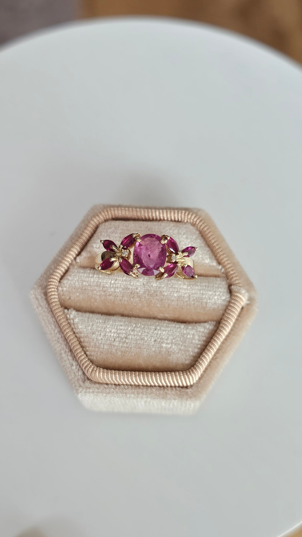 9ct Yellow Gold Natural Pink Sapphire & Diamond Ring | Size UK M 1/2 (US 6.5) | 3g