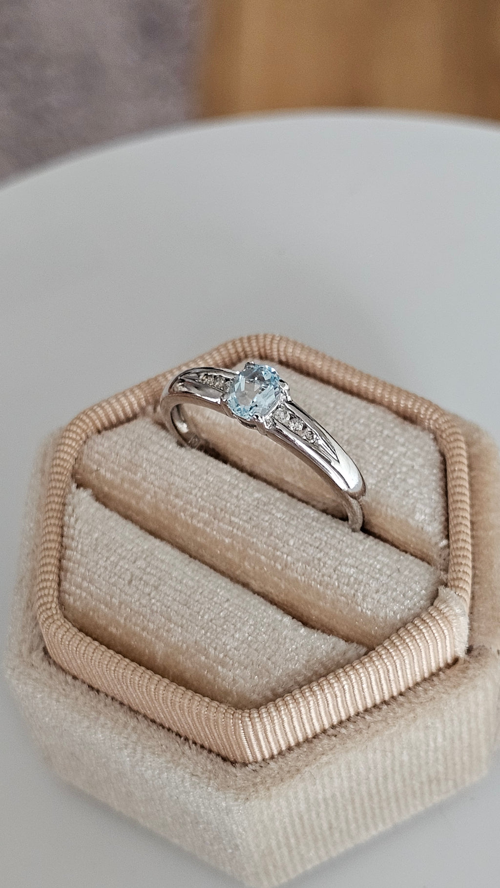 9ct White Gold Natural Blue Topaz & Diamond Ring | Size Q | 2.33g