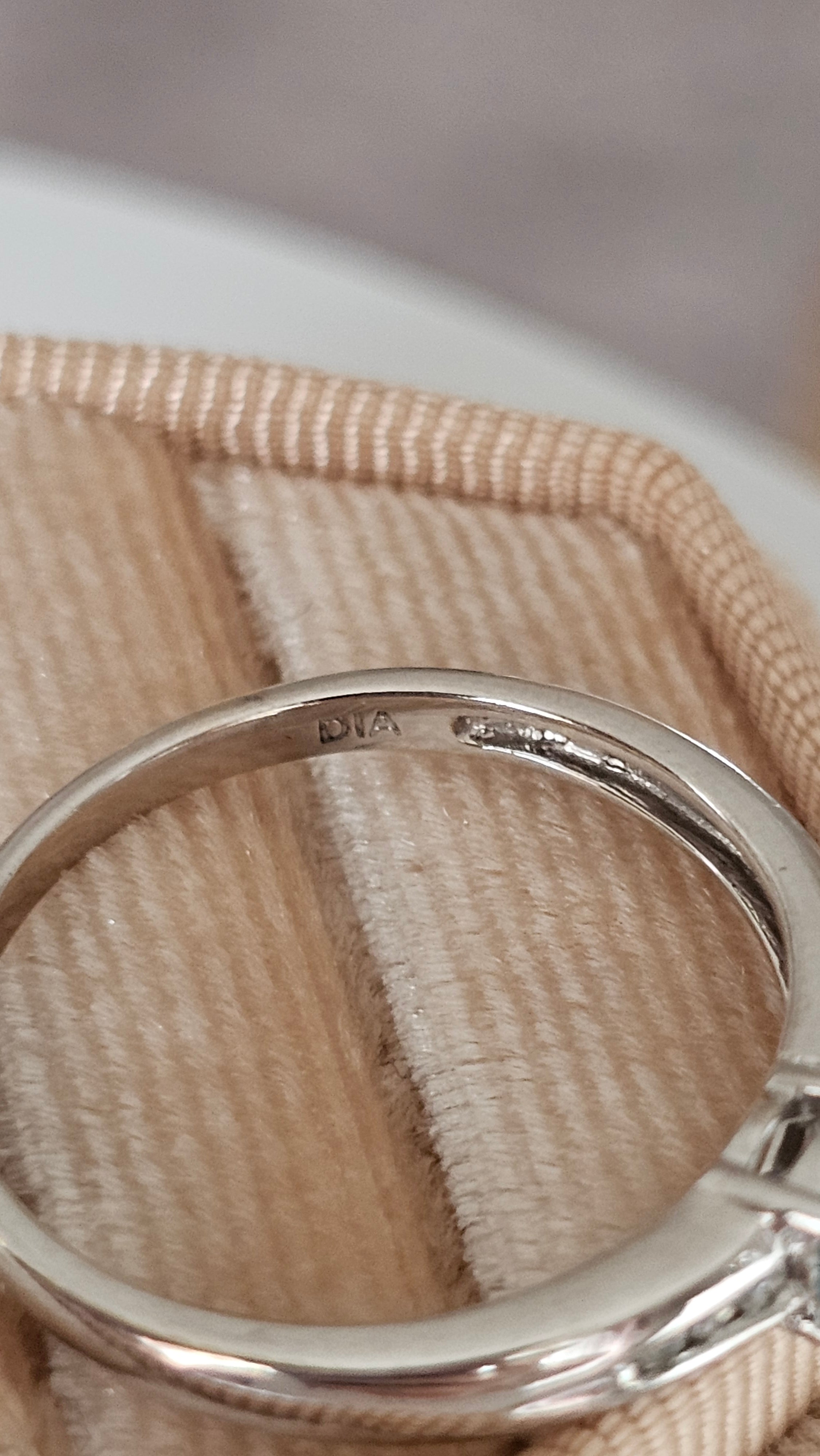 9ct White Gold Natural Blue Topaz & Diamond Ring | Size Q | 2.33g