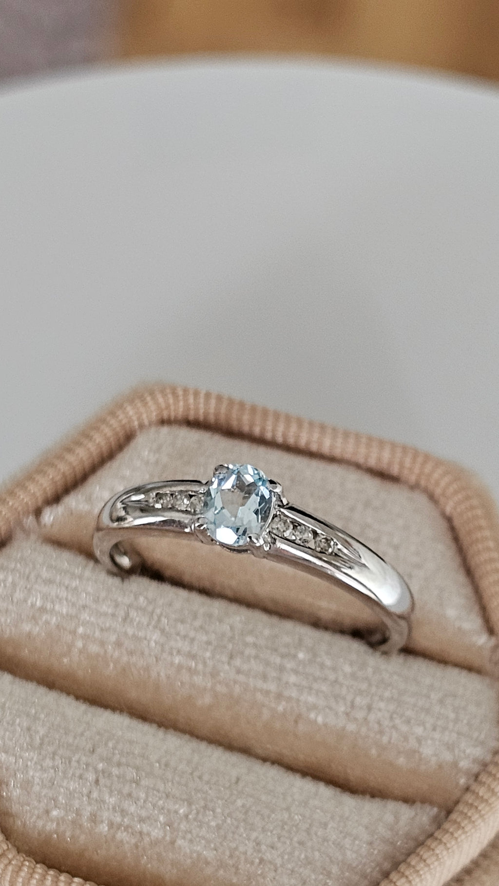 9ct White Gold Natural Blue Topaz & Diamond Ring | Size Q | 2.33g