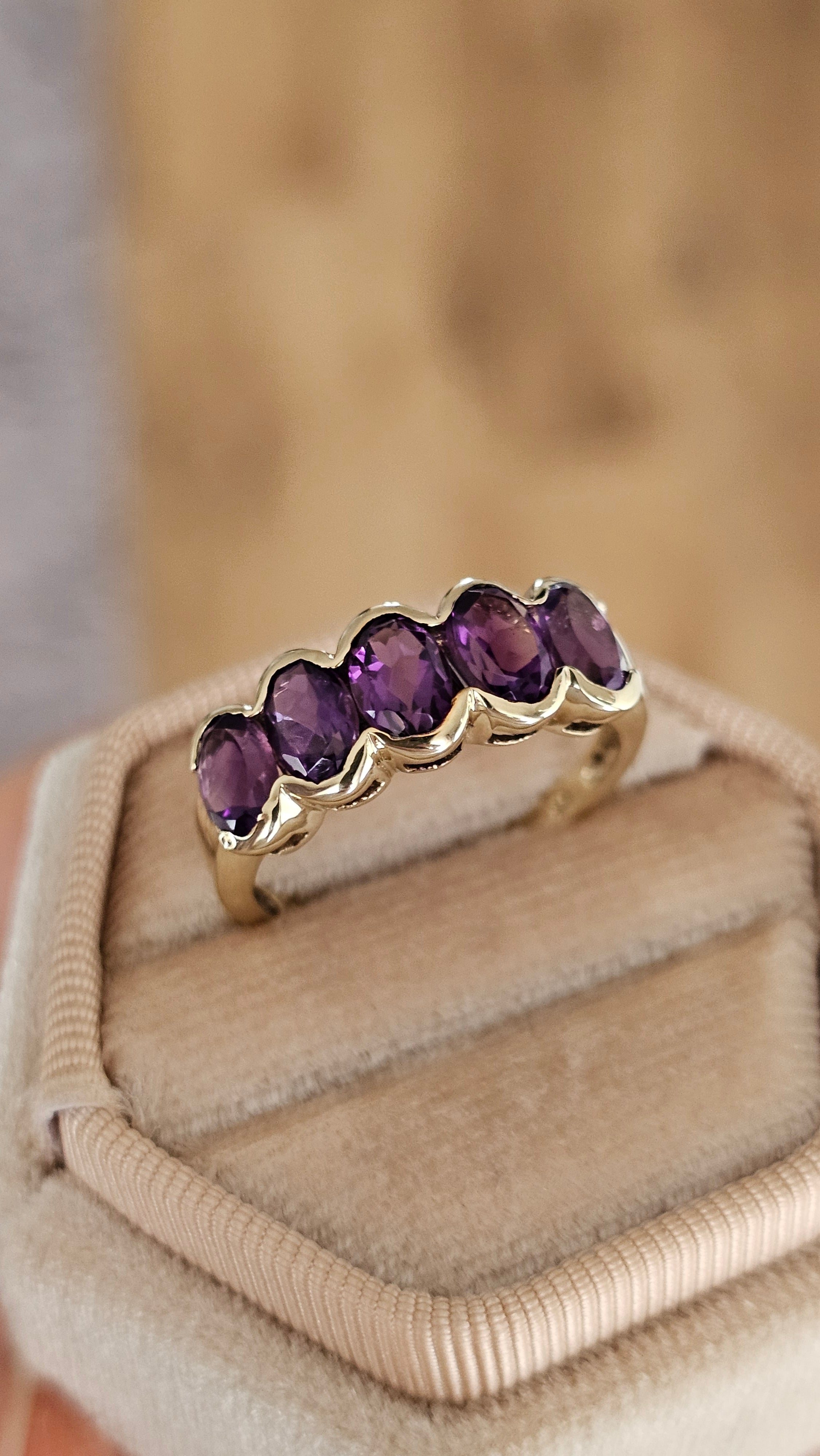 9ct Yellow Gold 5-Stone Oval Amethyst Ring – Size P1/2 (2.90g)