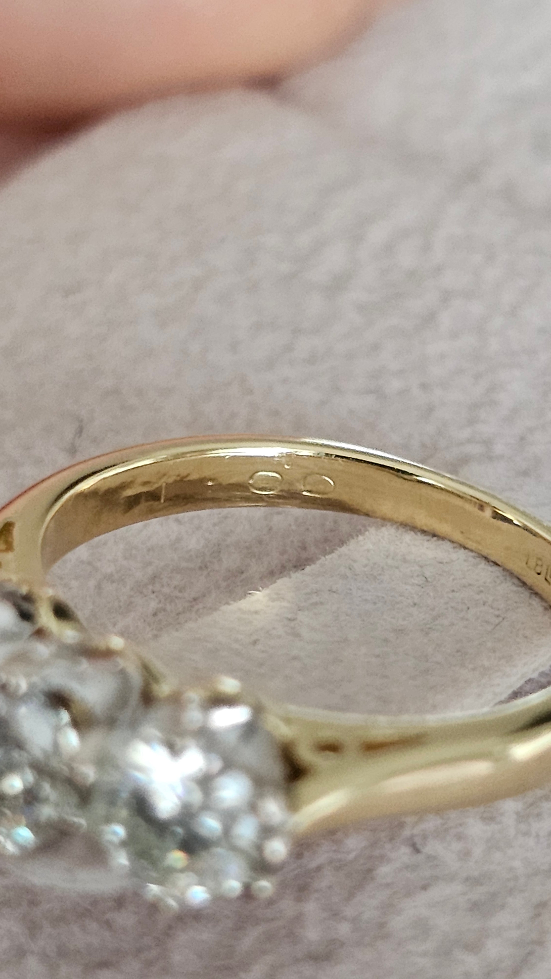 18ct Yellow Gold 1.00ct Natural Diamond Three-Stone Ring – WGI Certified (Size I 1/2)