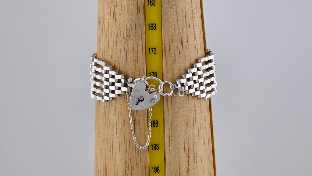 Vintage 1979 Sterling Silver Wide Gate Bracelet with Heart Padlock (20.75g)