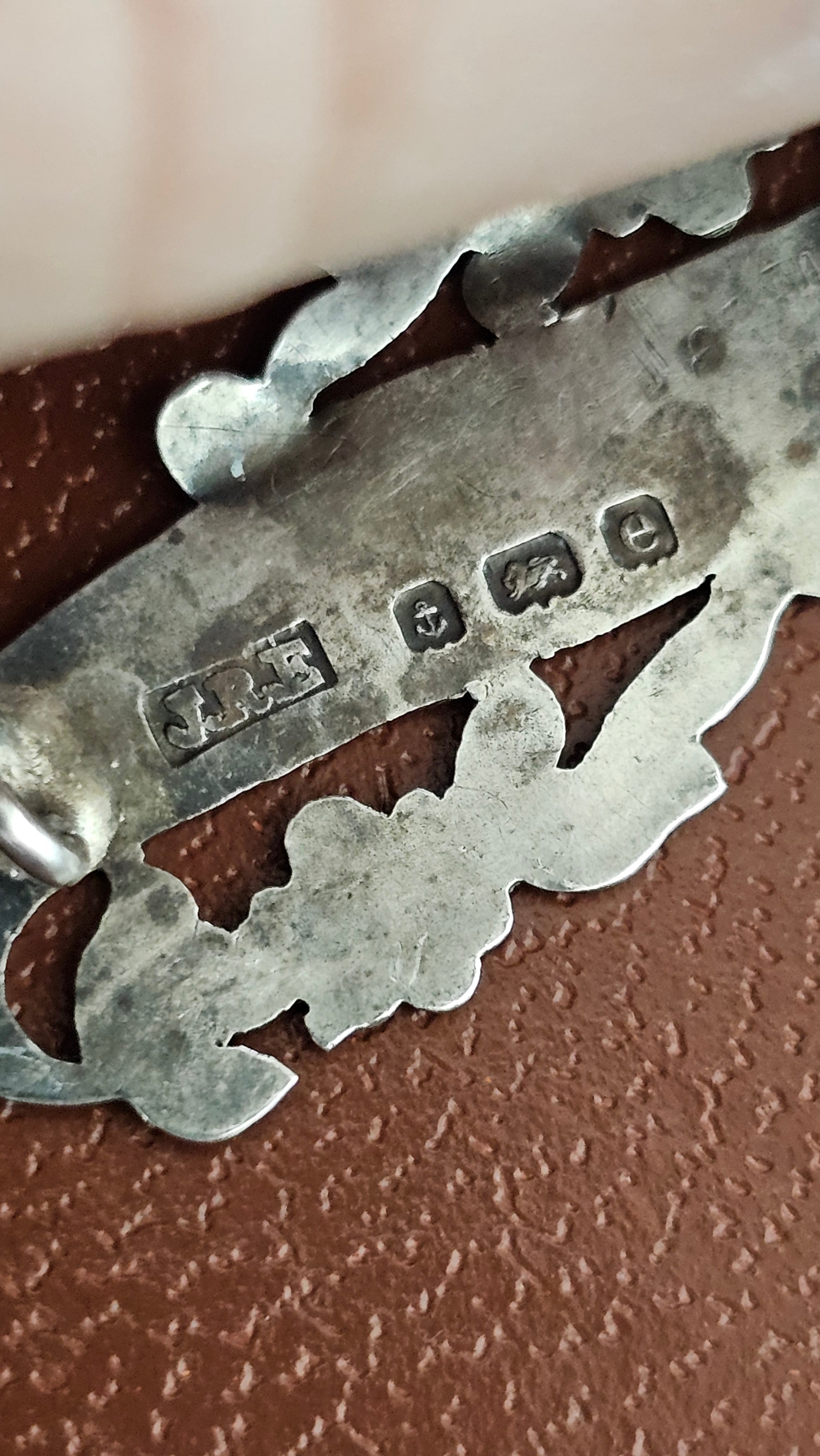 Antique Sterling Silver "LIZZIE" Engraved Name Brooch – Fully Hallmarked Birmingham