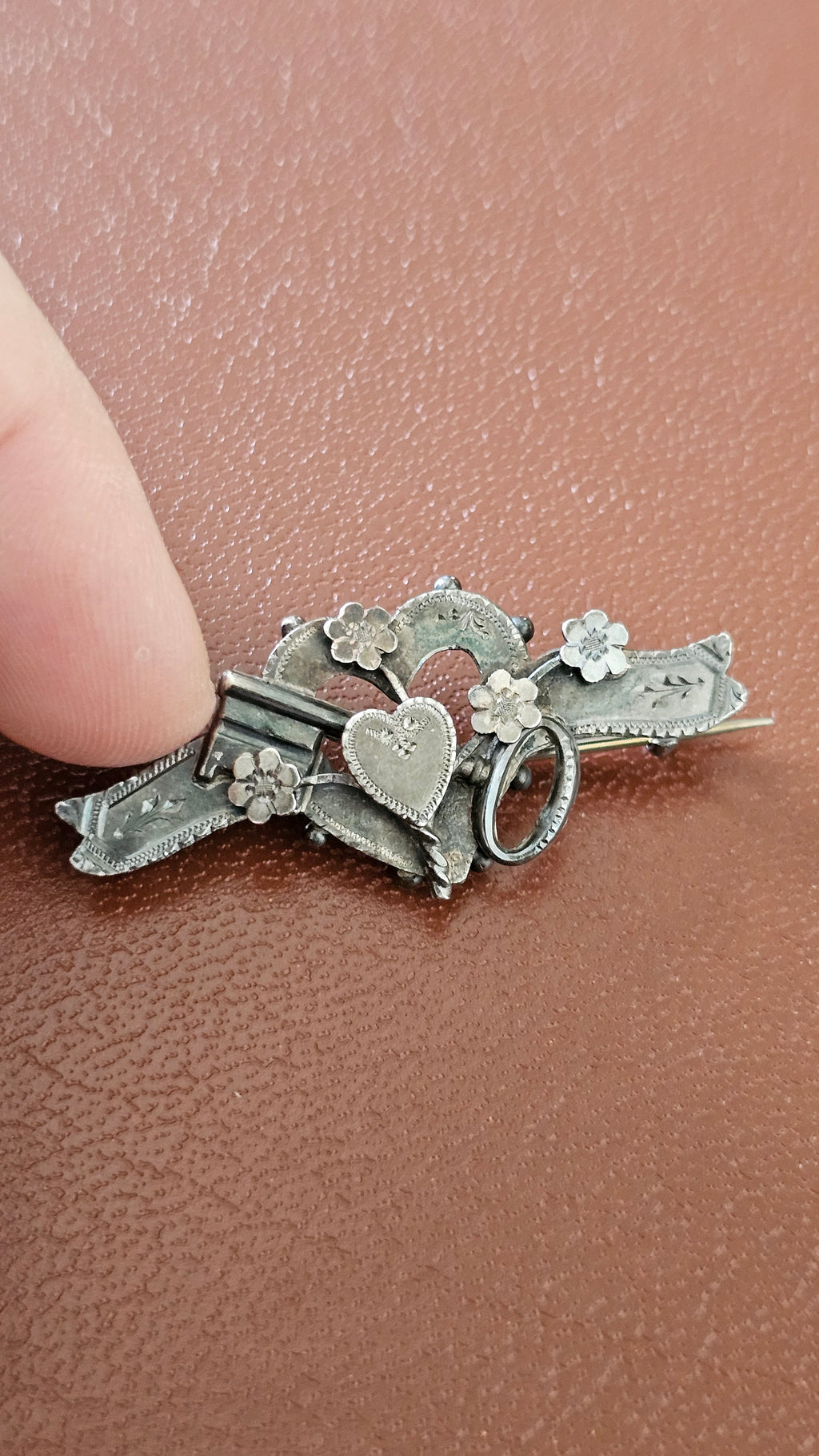 Antique 1897 Sterling Silver "Key to My Heart" Sweetheart Brooch – Rare Chester Hallmarks