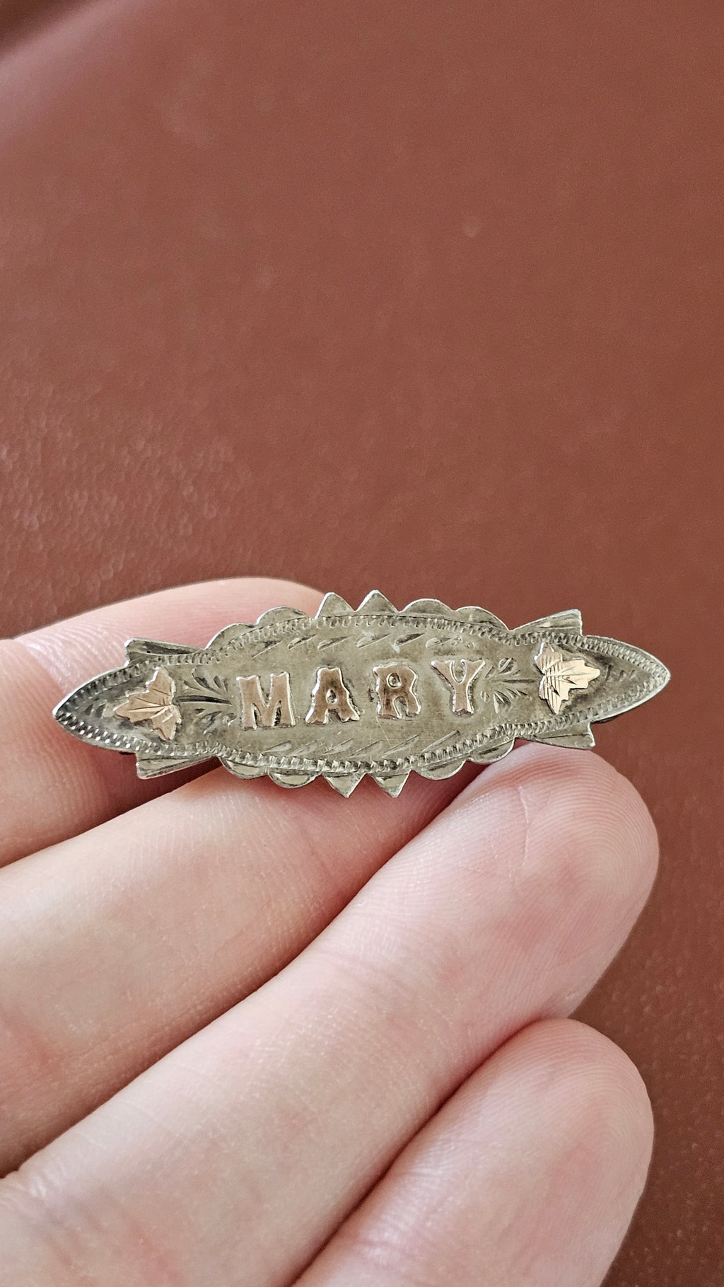 Antique Two-Tone Sterling Silver "MARY" Sweetheart Name Brooch – Hallmarked Birmingham