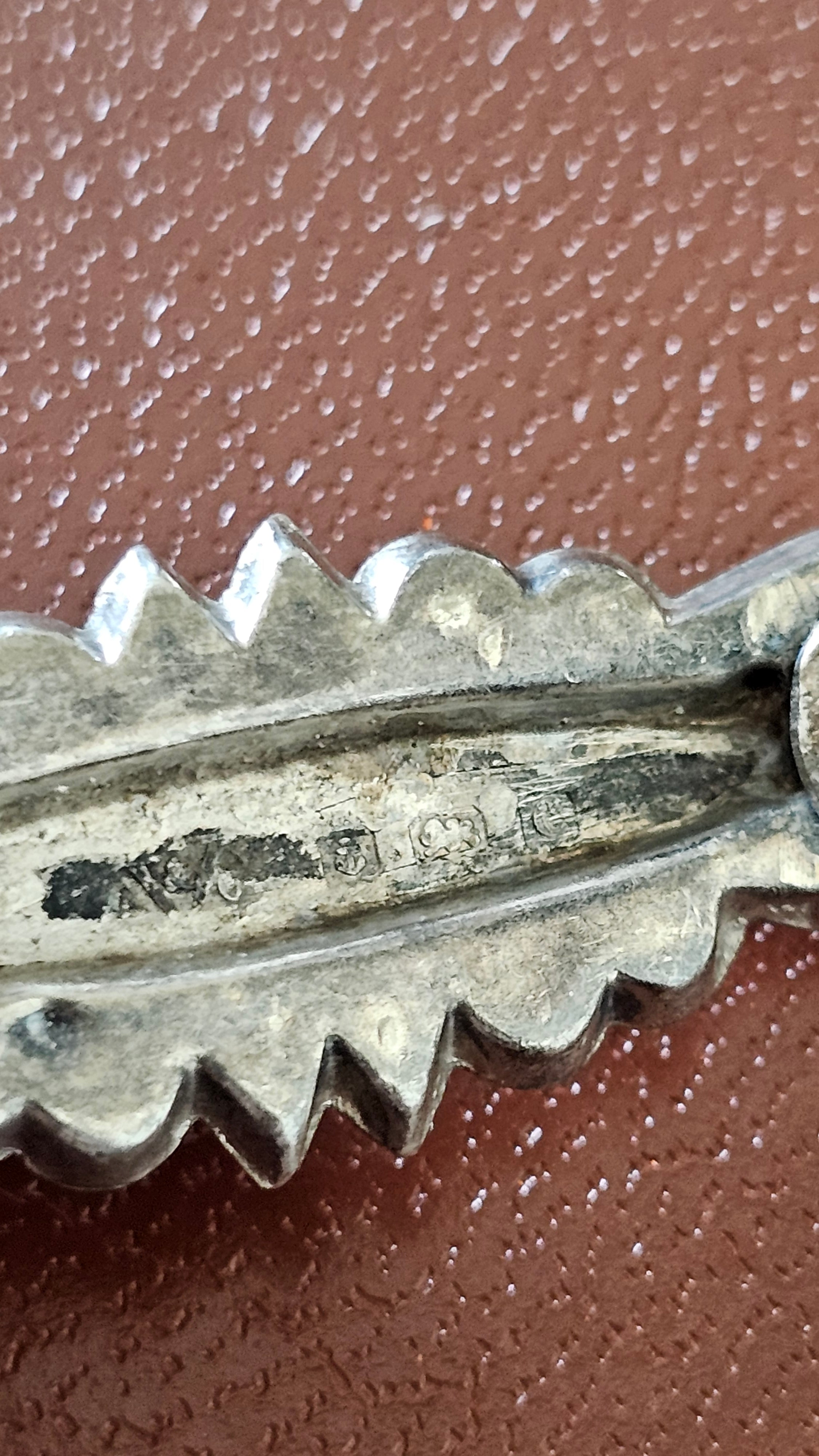 Antique Two-Tone Sterling Silver "MARY" Sweetheart Name Brooch – Hallmarked Birmingham