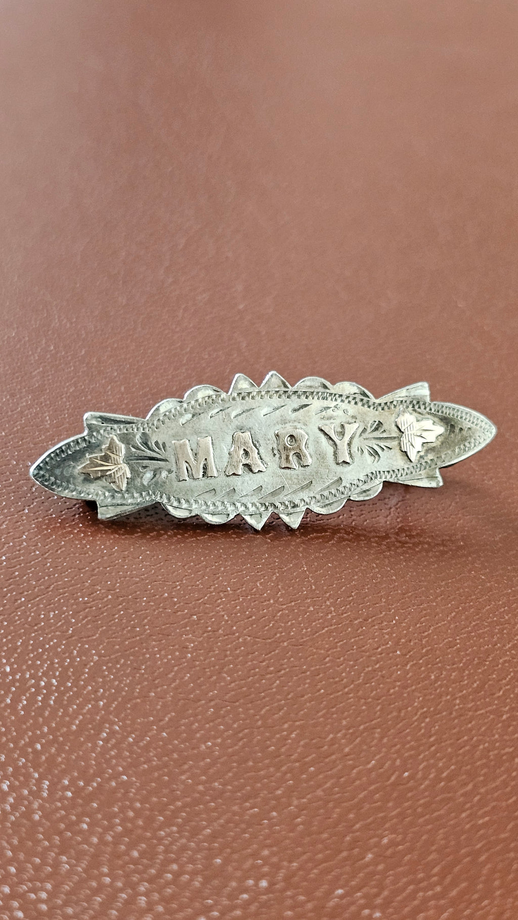 Antique Two-Tone Sterling Silver "MARY" Sweetheart Name Brooch – Hallmarked Birmingham