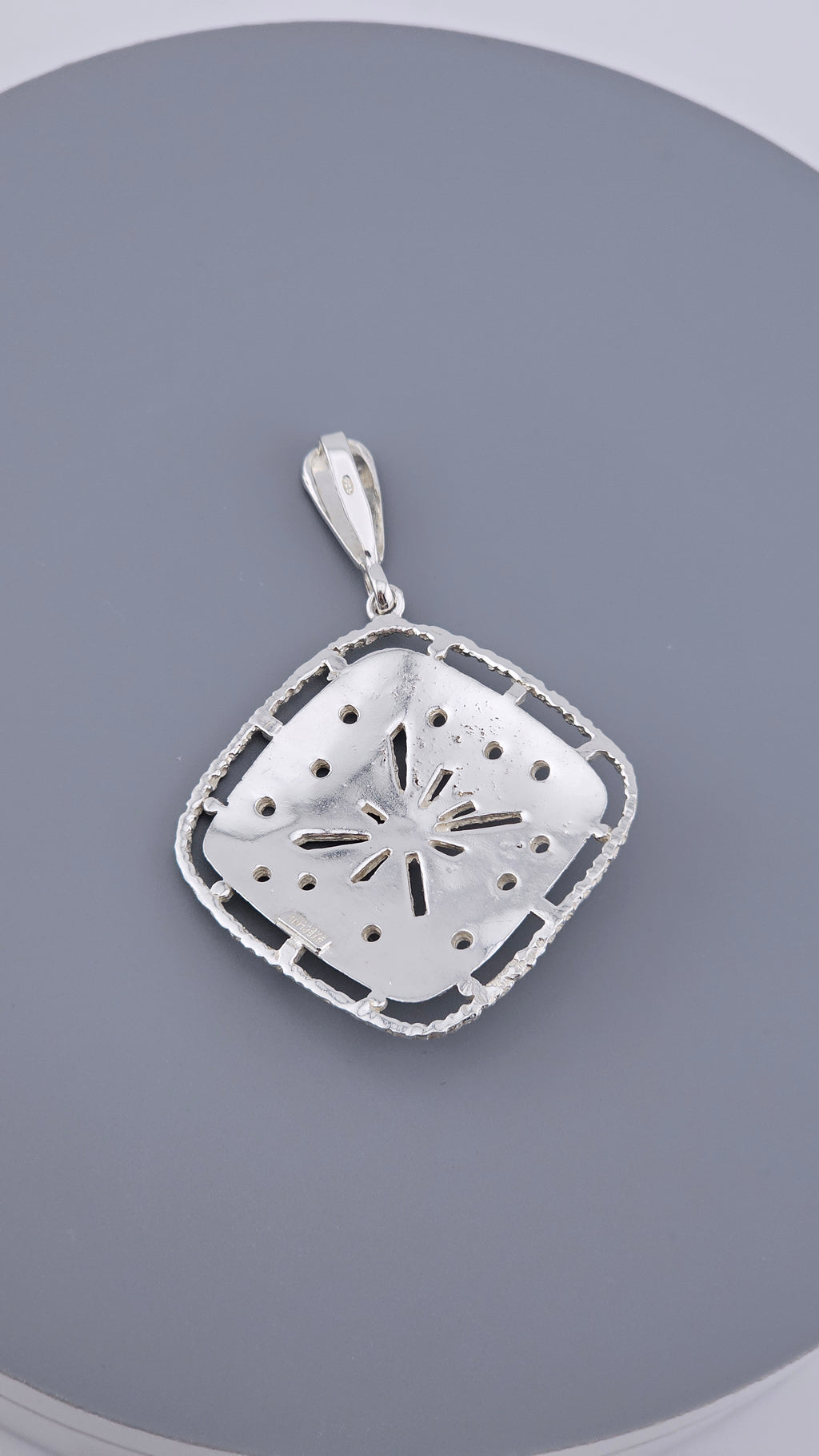Vintage 925 Sterling Silver Textured Starburst Pendant