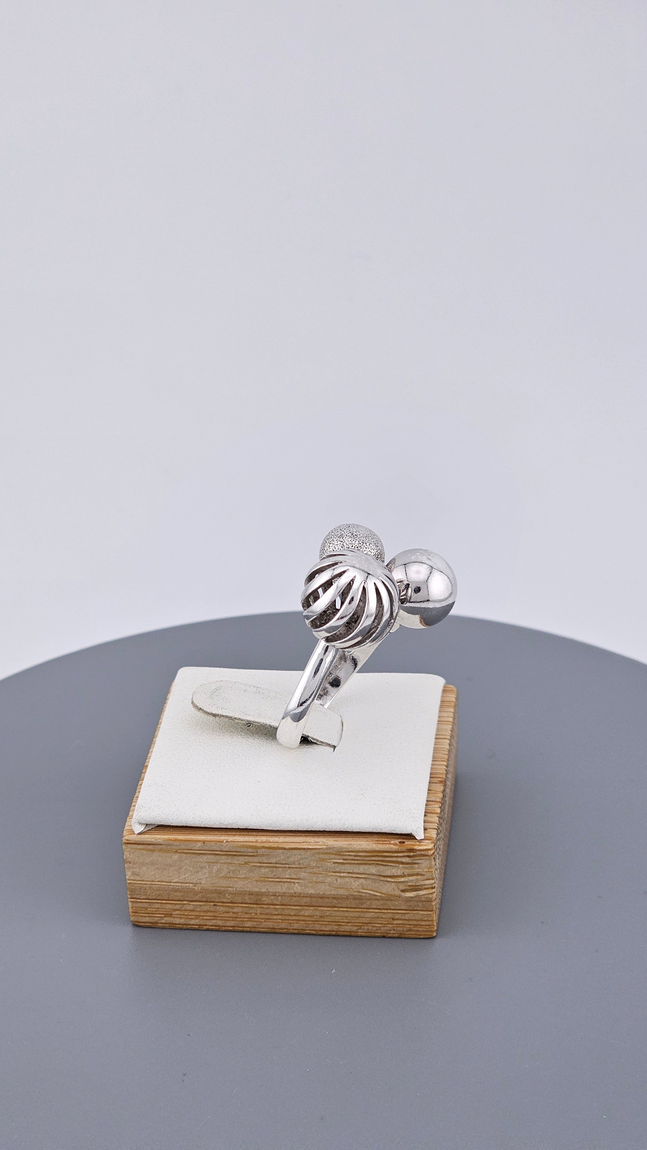 925 Sterling Silver Mixed-Texture Ball Ring