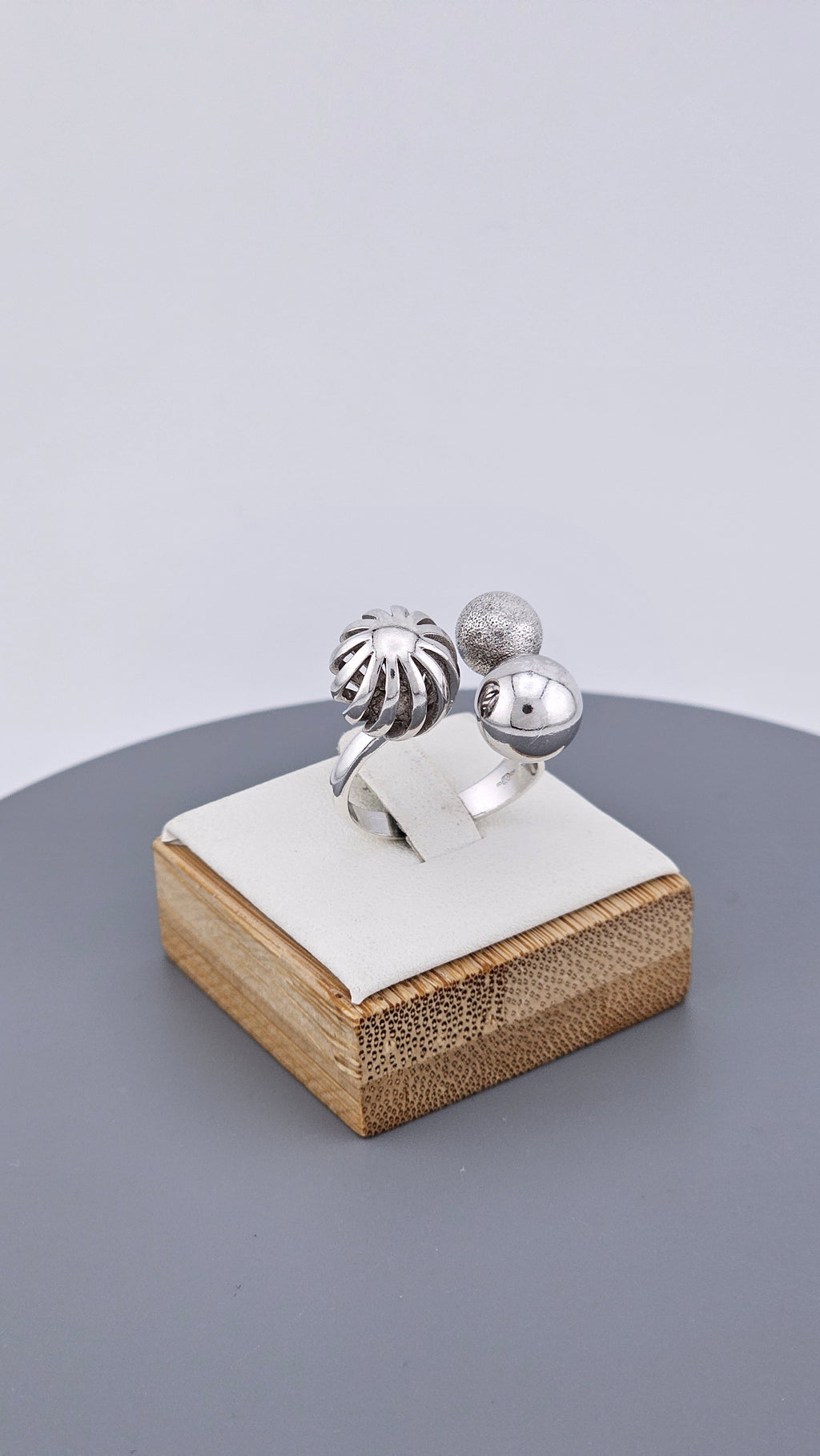 925 Sterling Silver Mixed-Texture Ball Ring