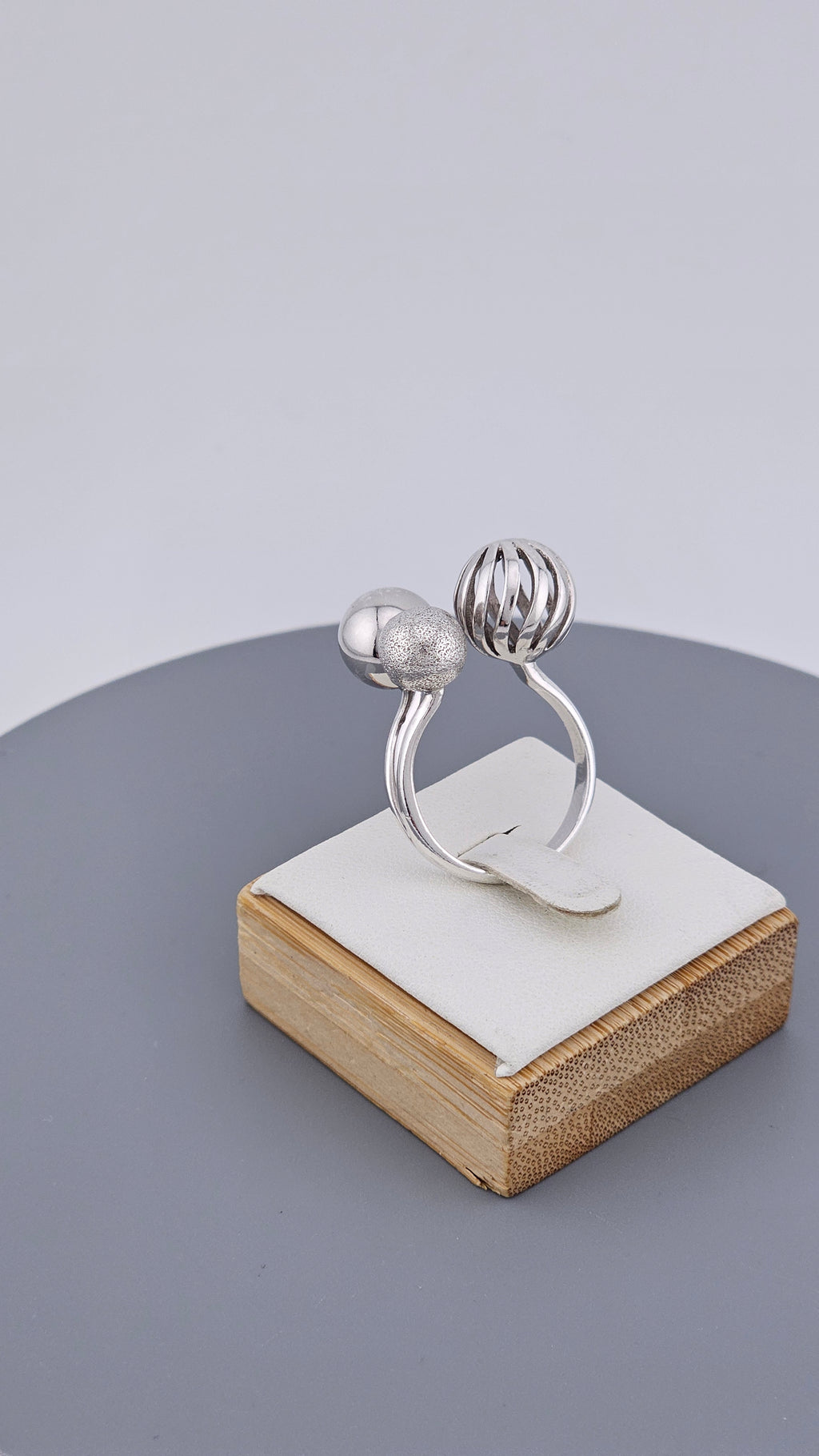 925 Sterling Silver Mixed-Texture Ball Ring