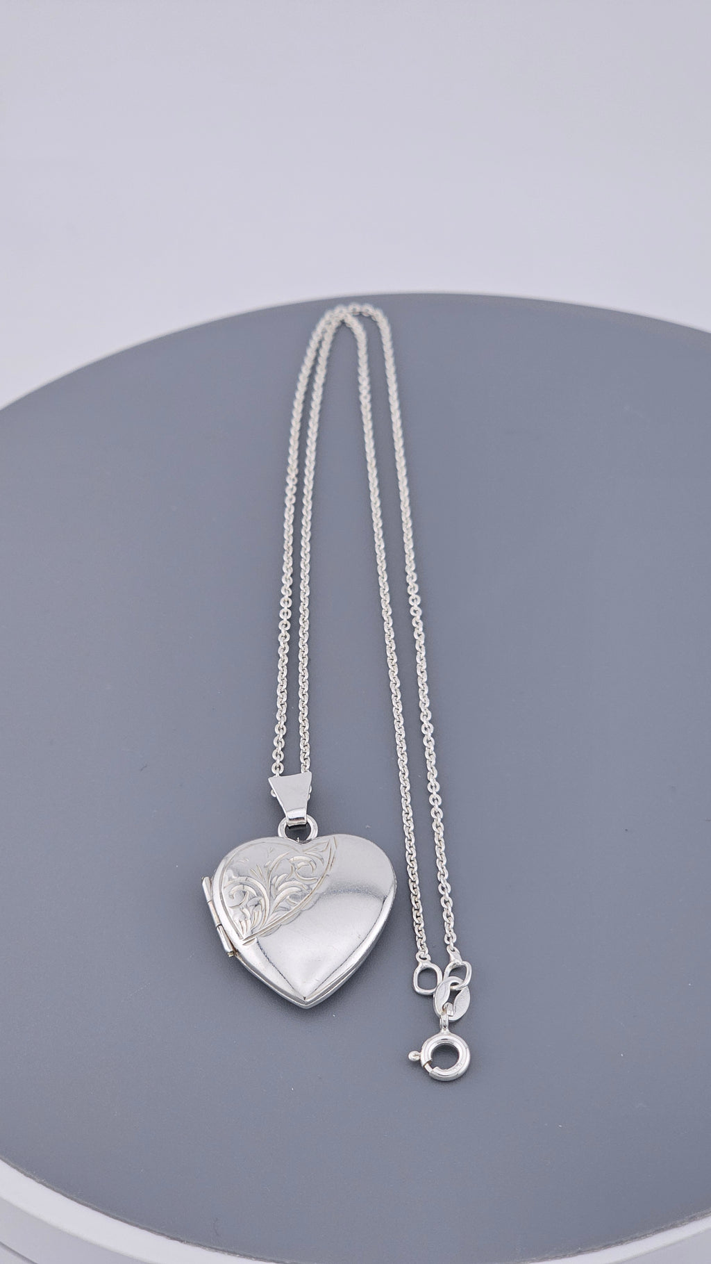 925 Sterling Silver Engraved Heart Locket Pendant & Chain