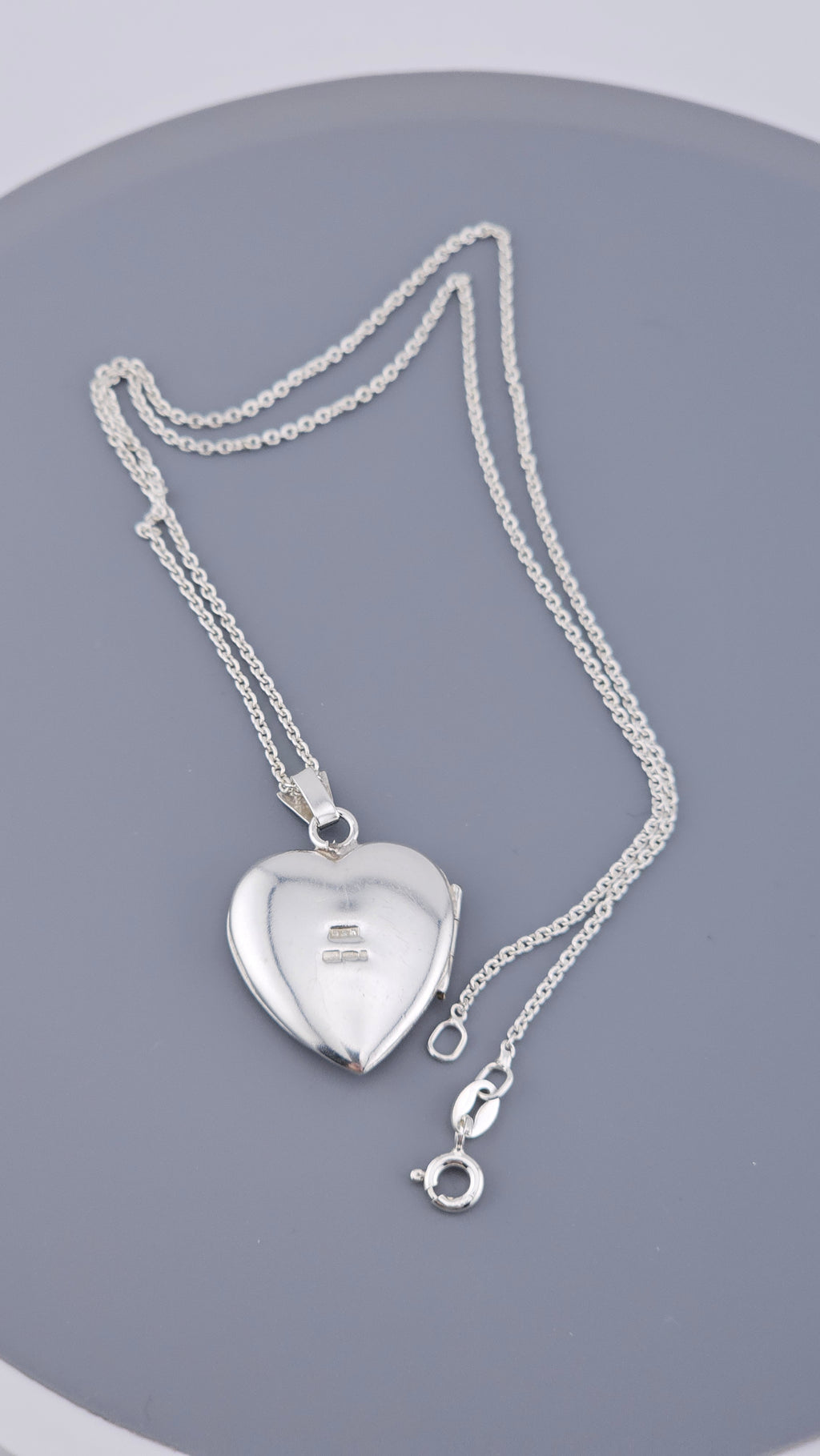 925 Sterling Silver Engraved Heart Locket Pendant & Chain