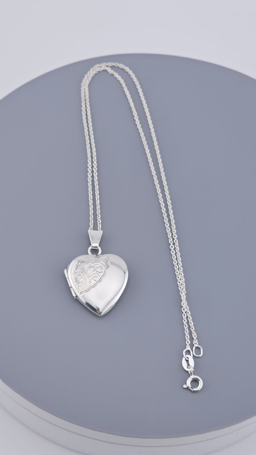 925 Sterling Silver Engraved Heart Locket Pendant & Chain
