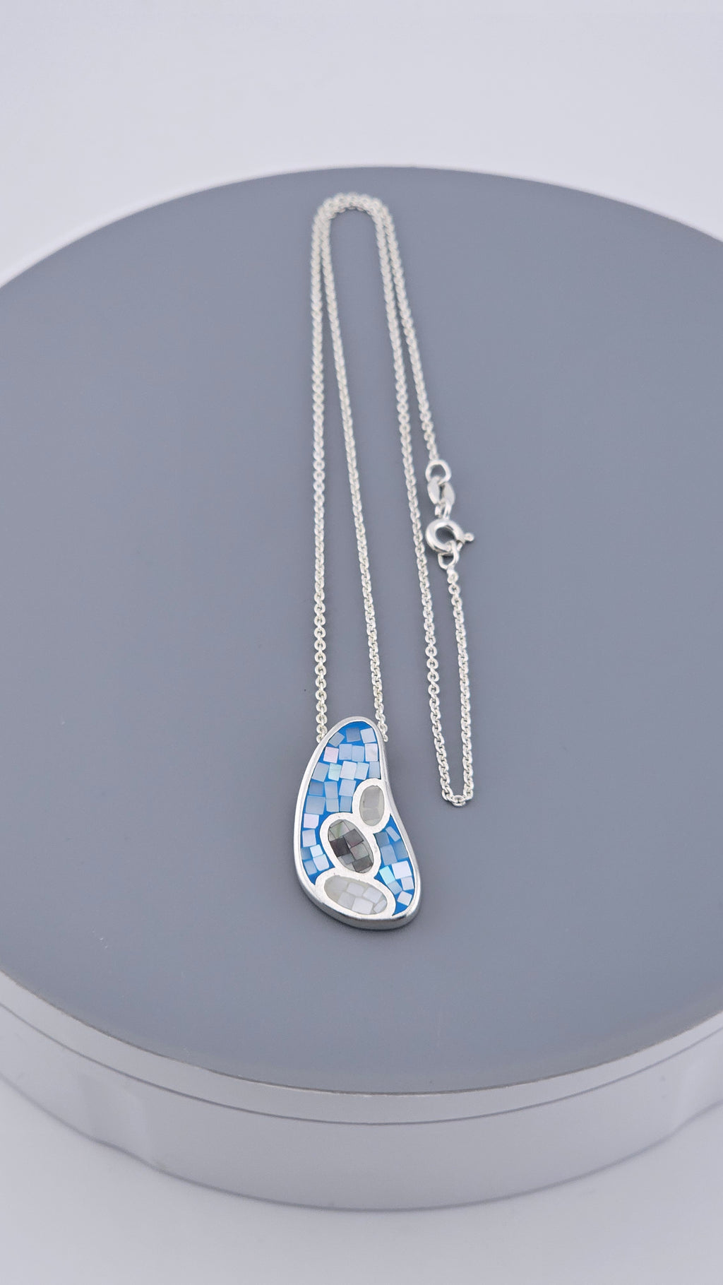 925 Sterling Silver Blue Mosaic Shell Inlay Pendant Necklace - 16"