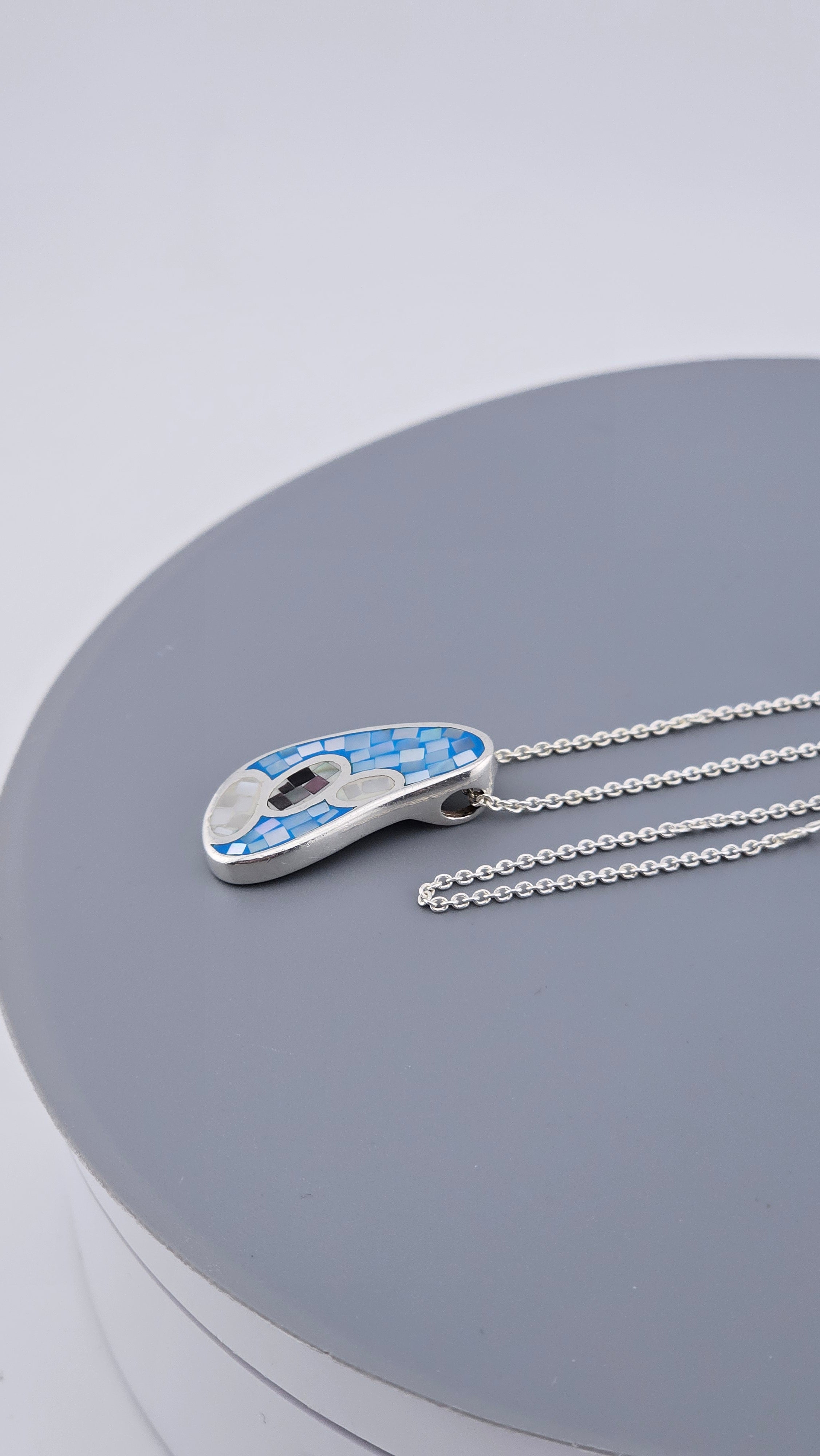 925 Sterling Silver Blue Mosaic Shell Inlay Pendant Necklace - 16"