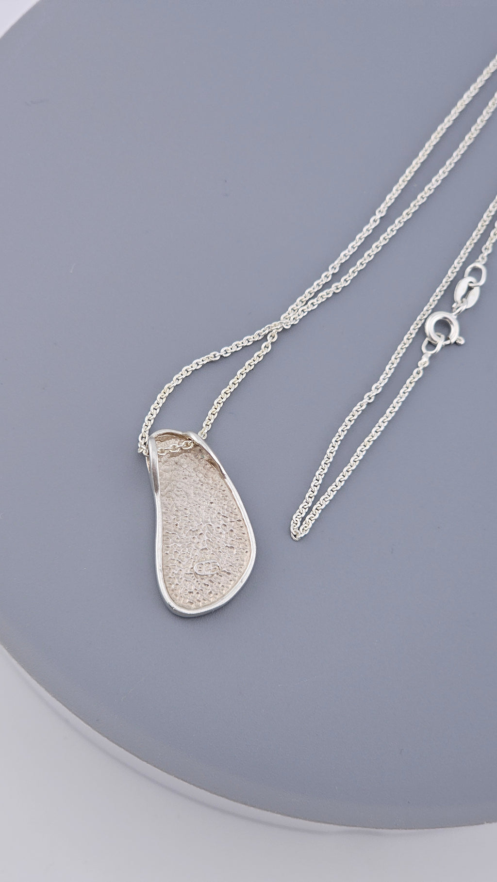 925 Sterling Silver Blue Mosaic Shell Inlay Pendant Necklace - 16"