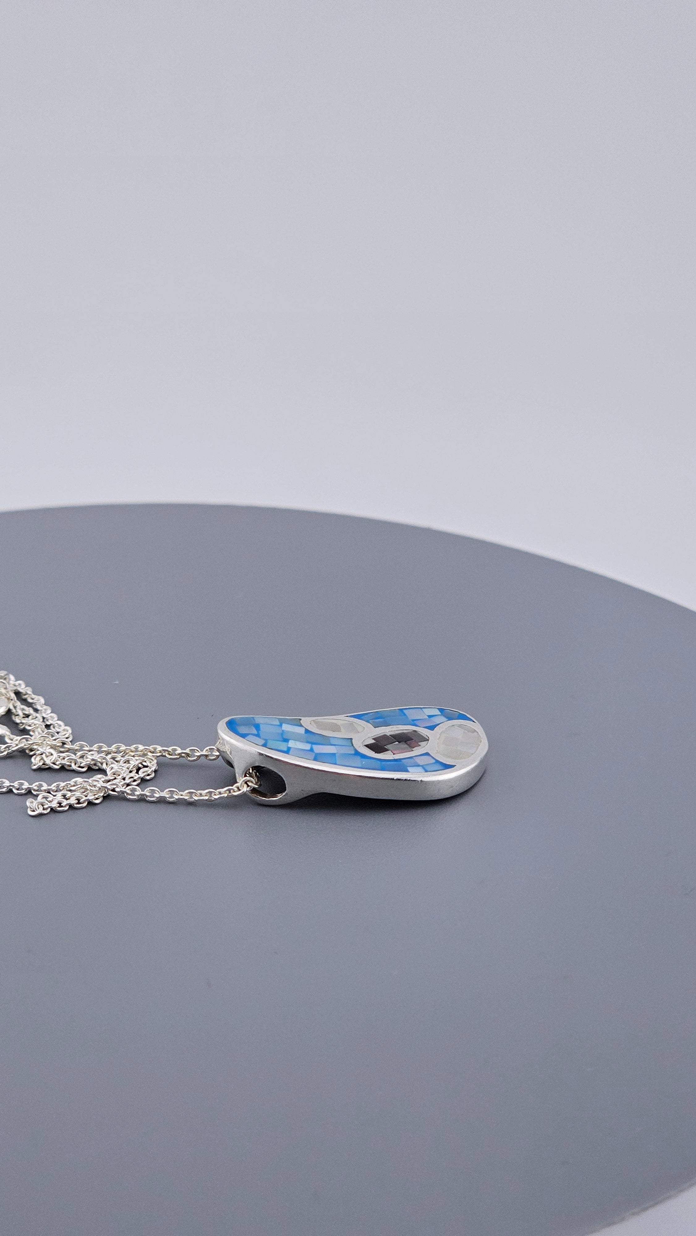 925 Sterling Silver Blue Mosaic Shell Inlay Pendant Necklace - 16"