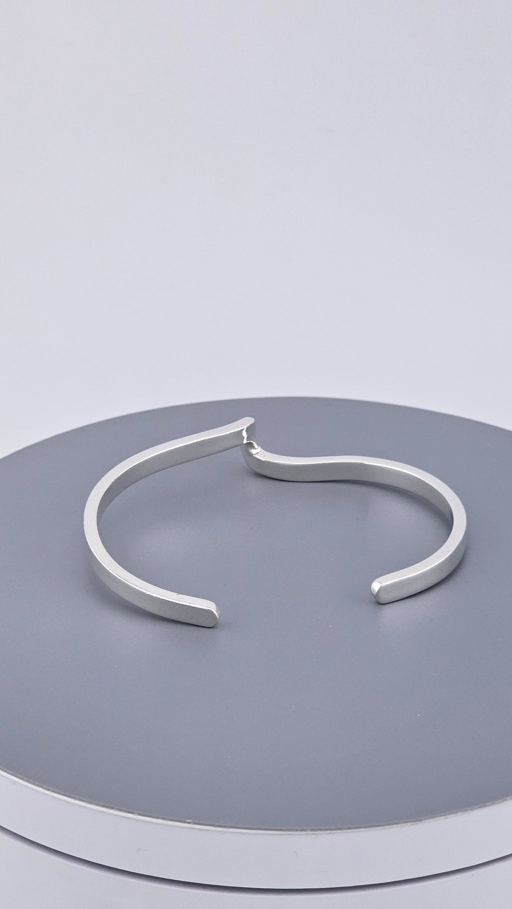 Modernist Wave 925 Sterling Silver Cuff Bracelet, 17.5 cm