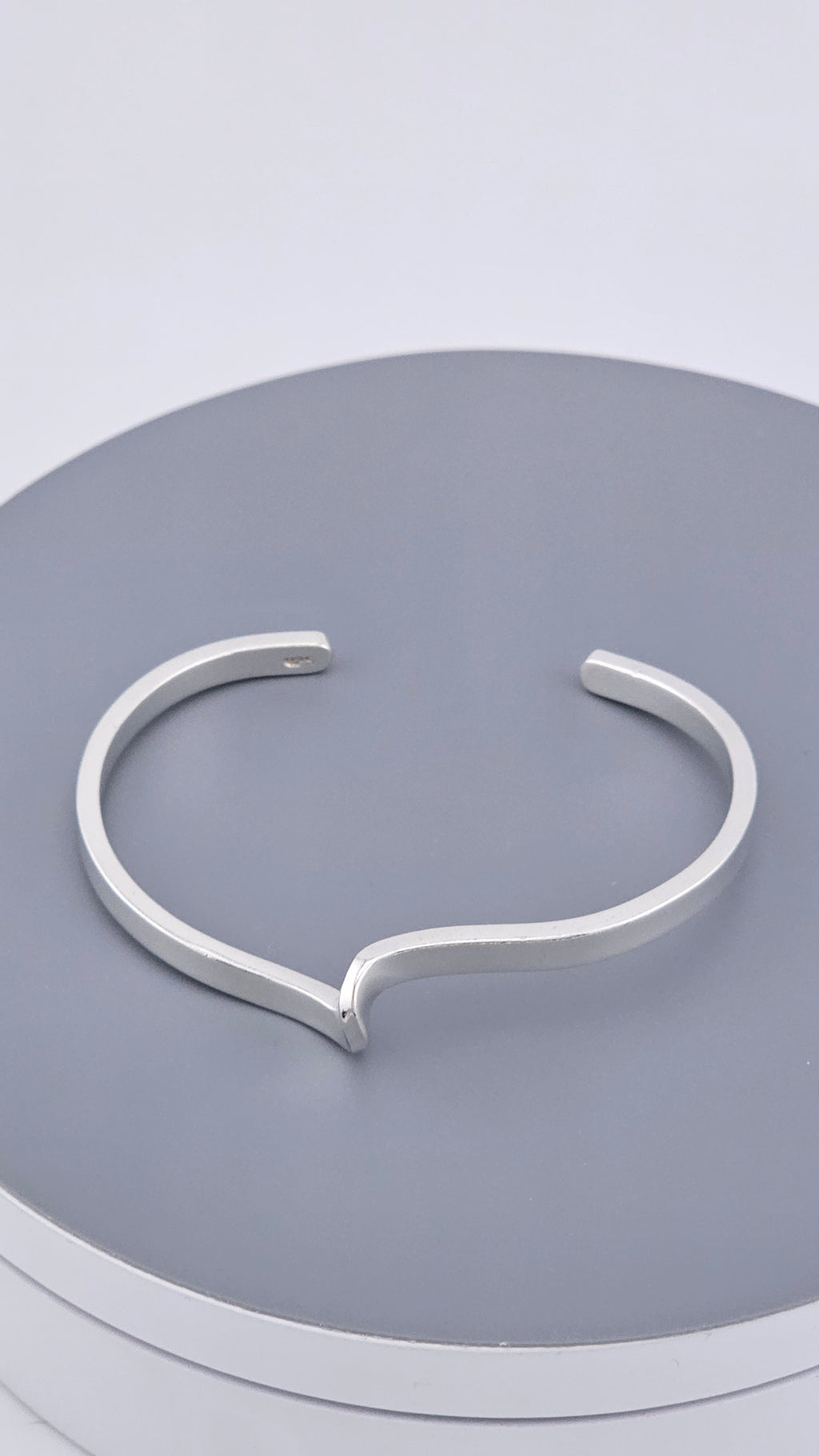 Modernist Wave 925 Sterling Silver Cuff Bracelet, 17.5 cm