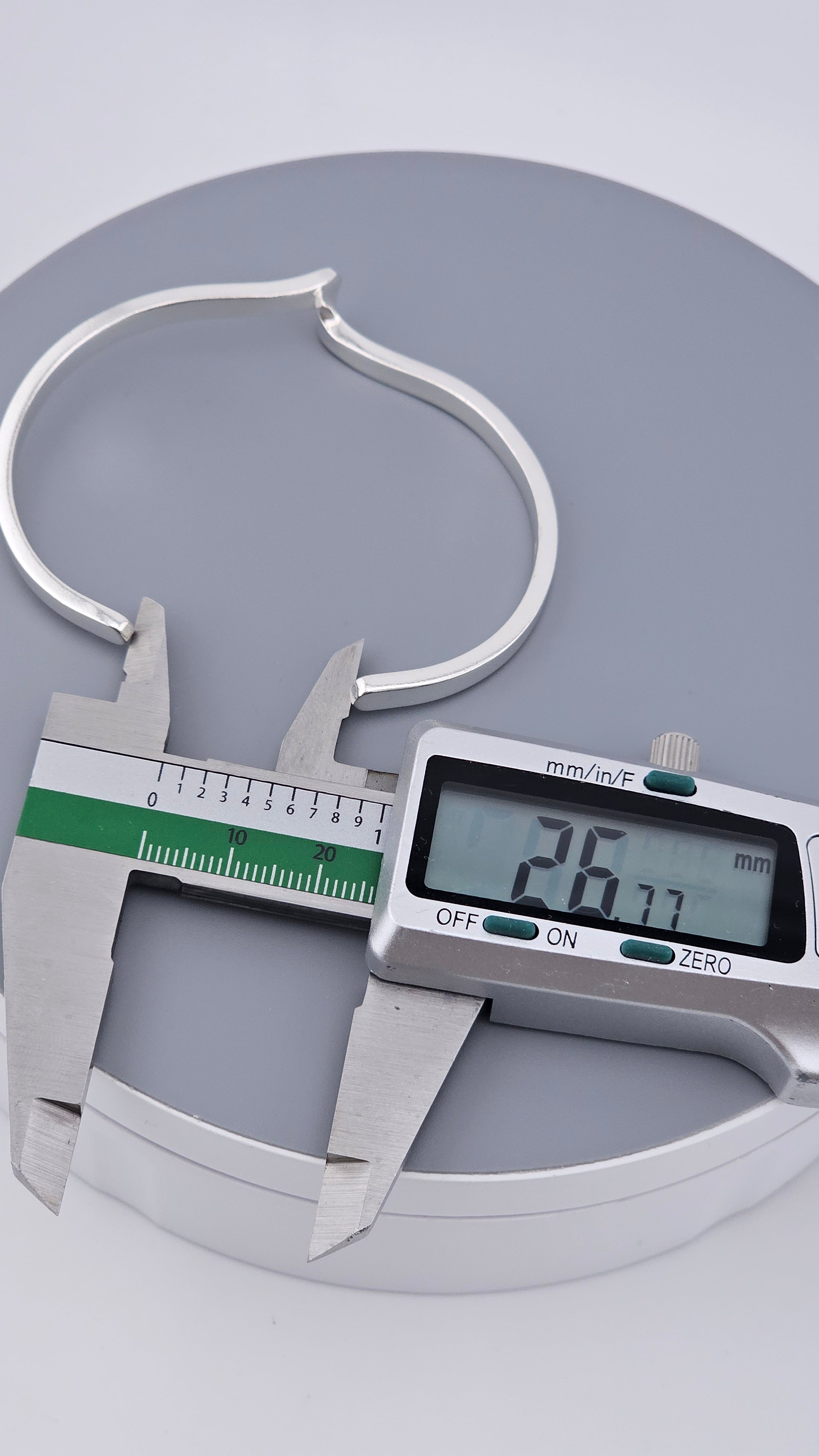 Modernist Wave 925 Sterling Silver Cuff Bracelet, 17.5 cm