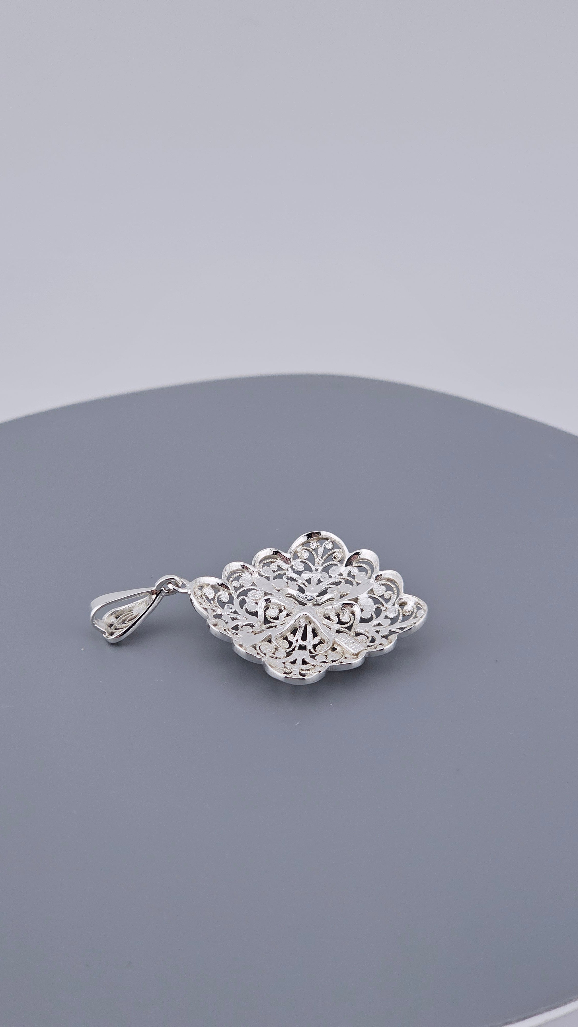Vintage Sterling Silver Filigree Floral Pendant