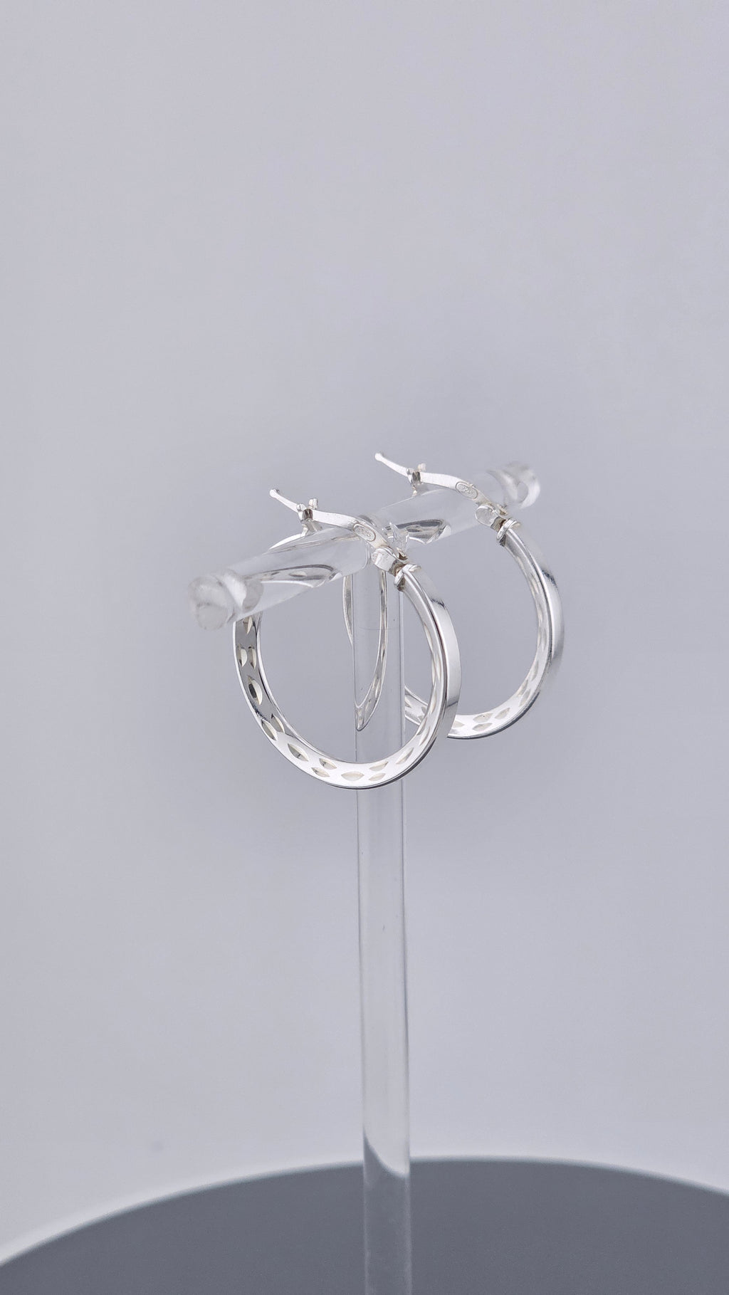 925 Sterling Silver Diamond-Cut Geometric Hoop Earrings