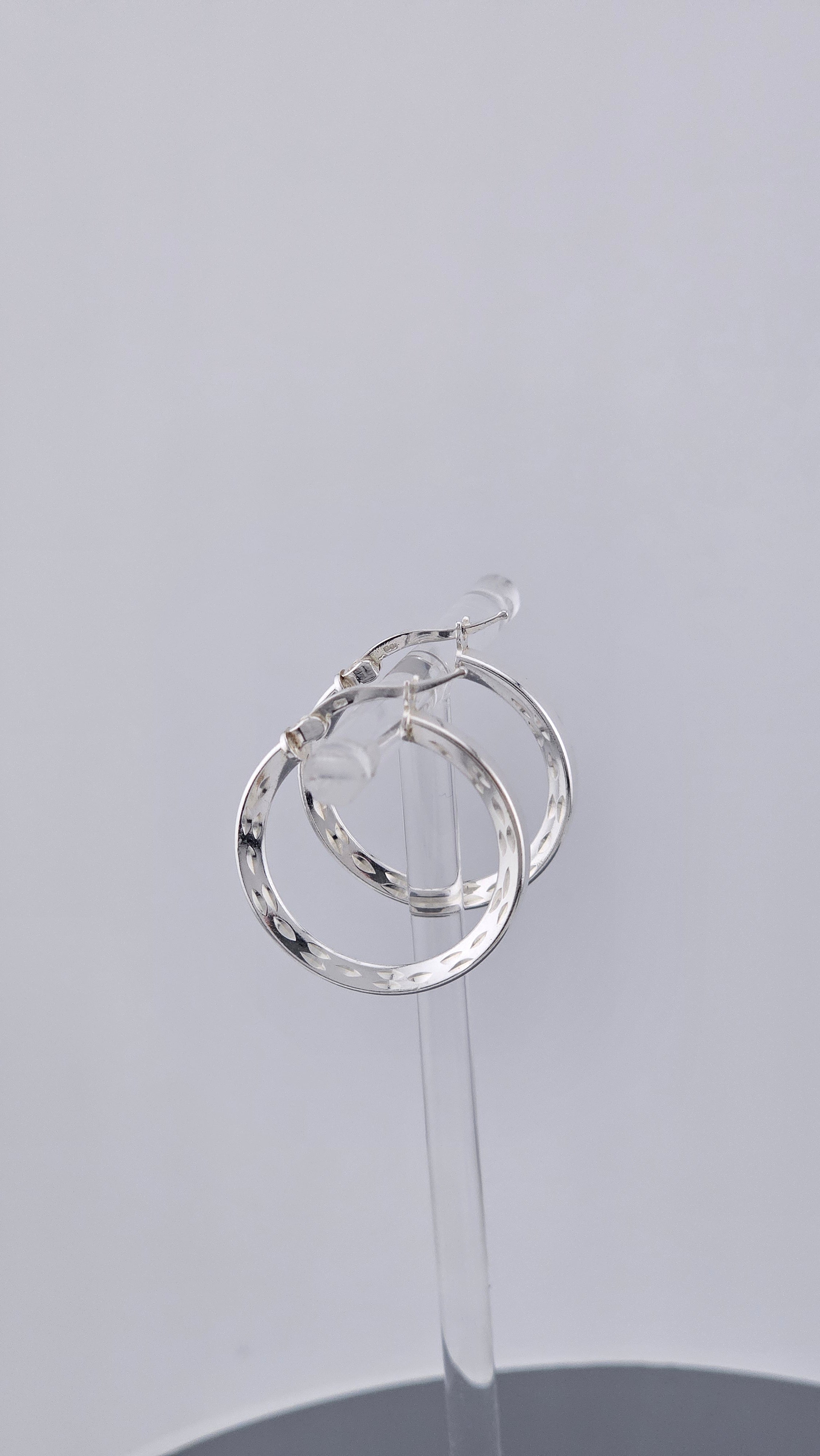 925 Sterling Silver Diamond-Cut Geometric Hoop Earrings