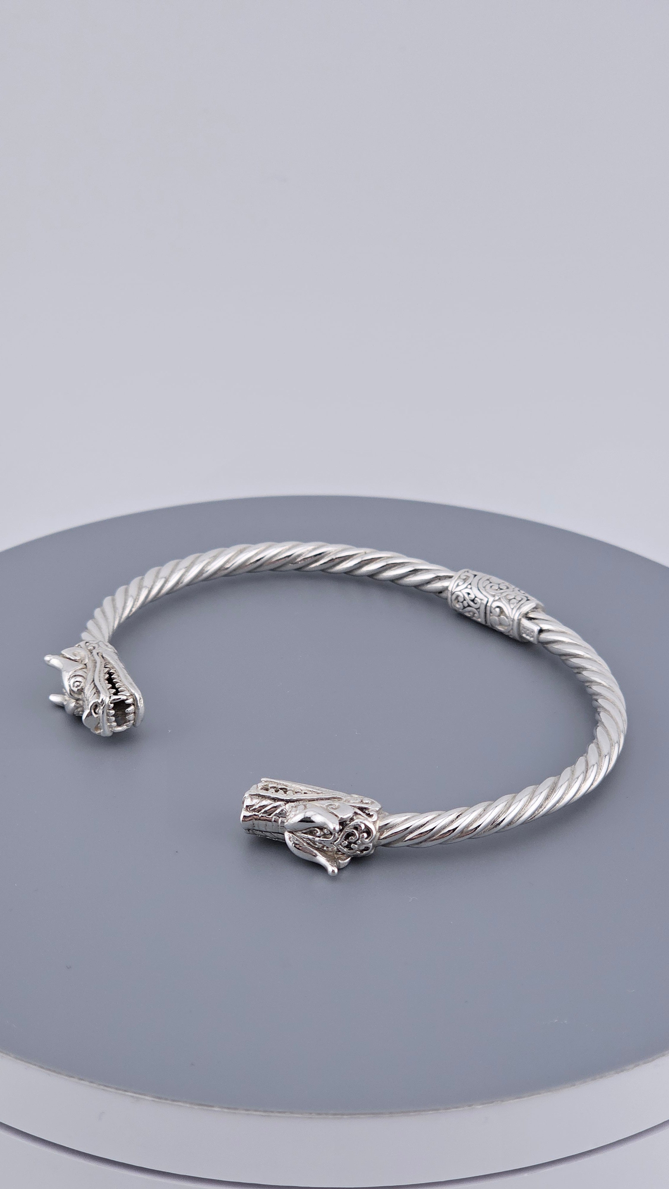 Vintage 925 Sterling Silver Hinged Dragon Head Cable Cuff - 19.5cm