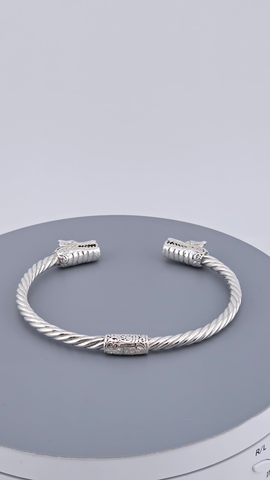 Vintage 925 Sterling Silver Hinged Dragon Head Cable Cuff - 19.5cm