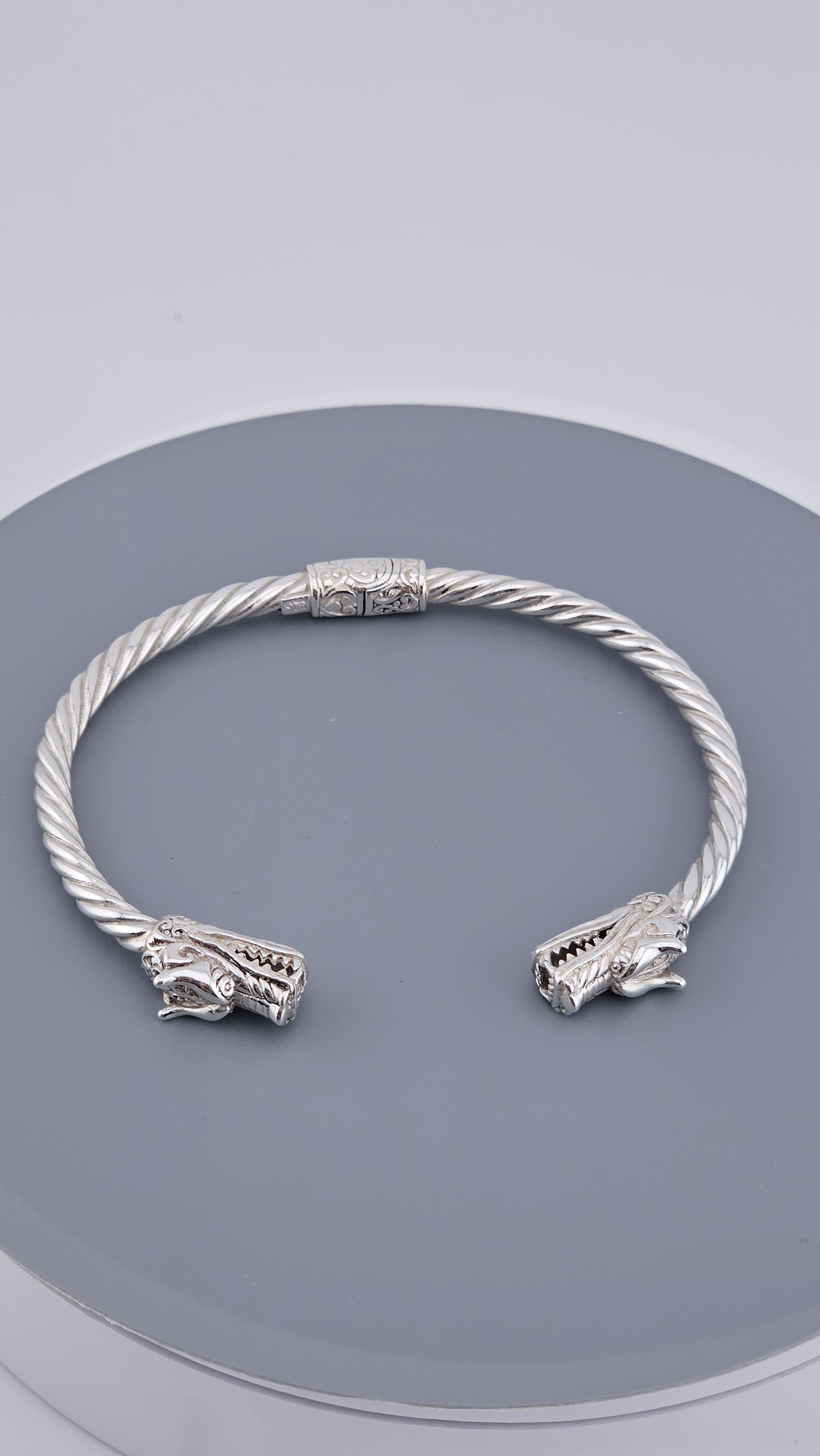 Vintage 925 Sterling Silver Hinged Dragon Head Cable Cuff - 19.5cm