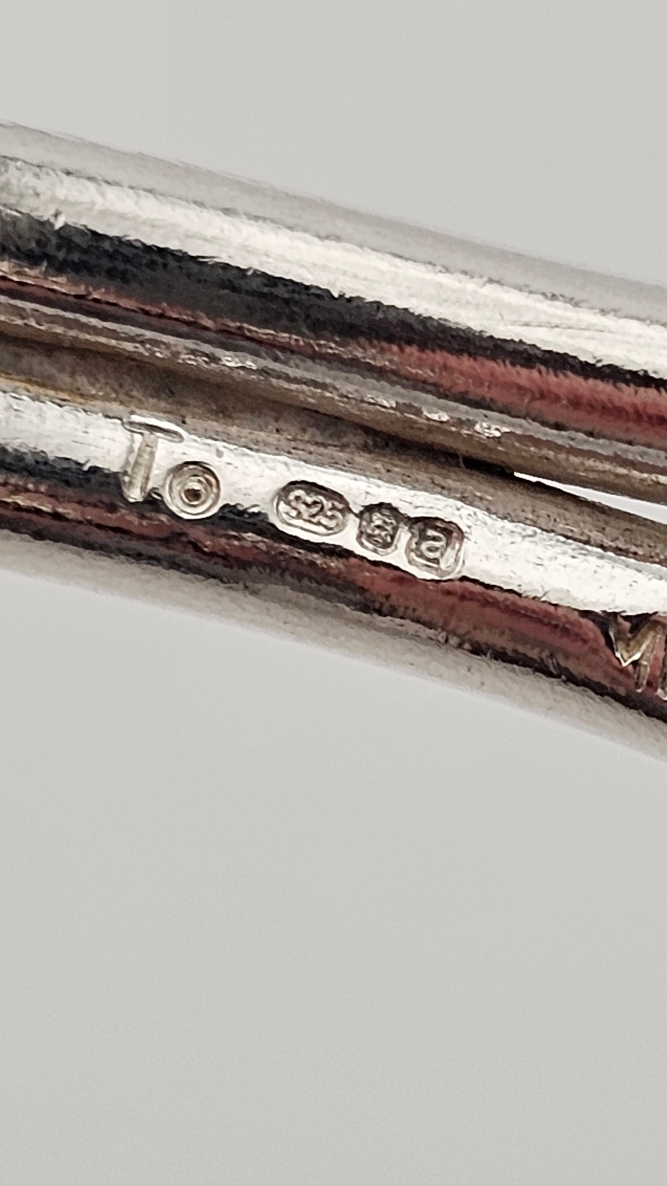 Vintage Taxco Mexico 925 Sterling Silver Wavy Ribbon Cuff Bracelet