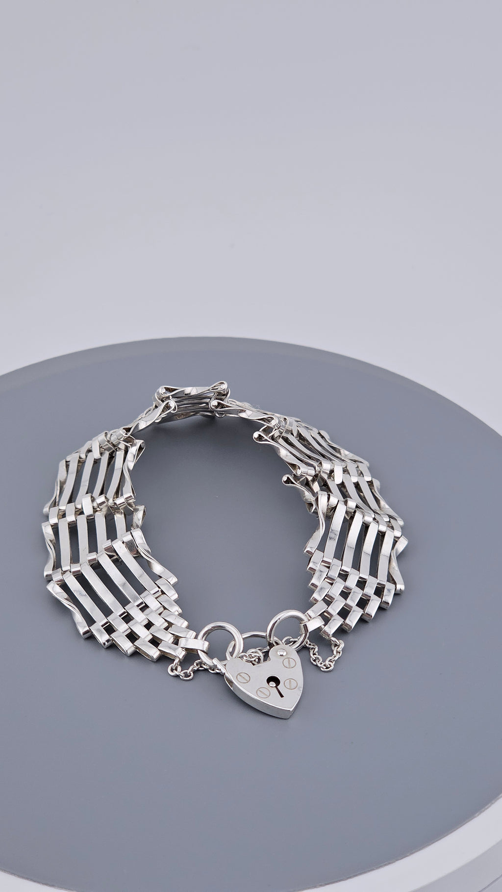 Vintage Sterling Silver 6-Bar Gate Bracelet with Heart Padlock 1