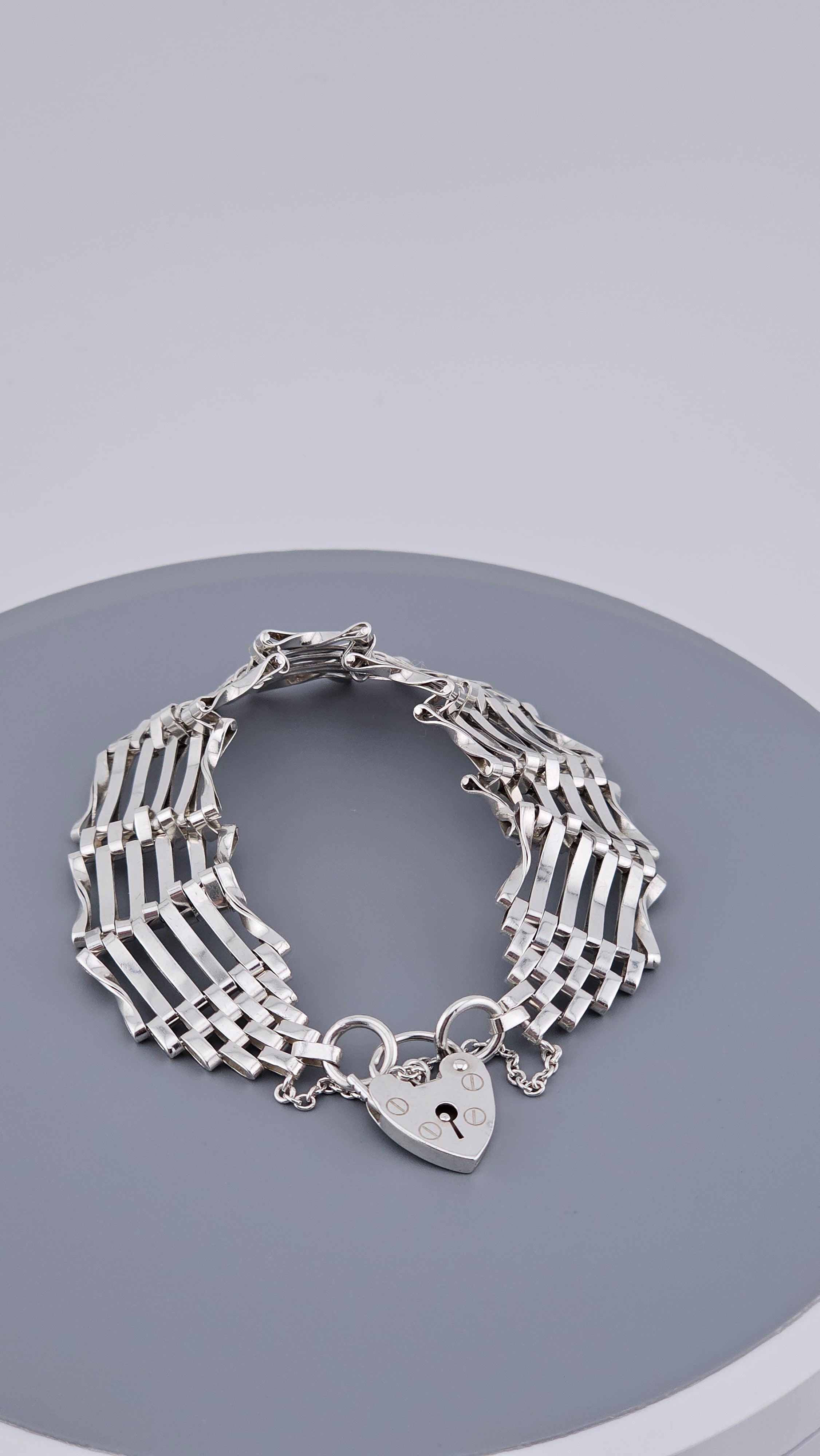 Vintage Sterling Silver 6-Bar Gate Bracelet with Heart Padlock 1