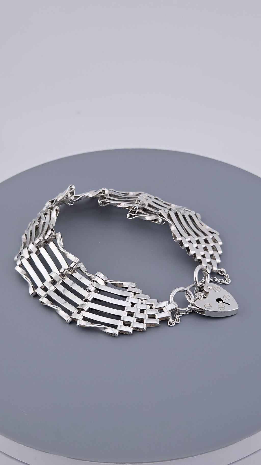Vintage Sterling Silver 6-Bar Gate Bracelet with Heart Padlock 1