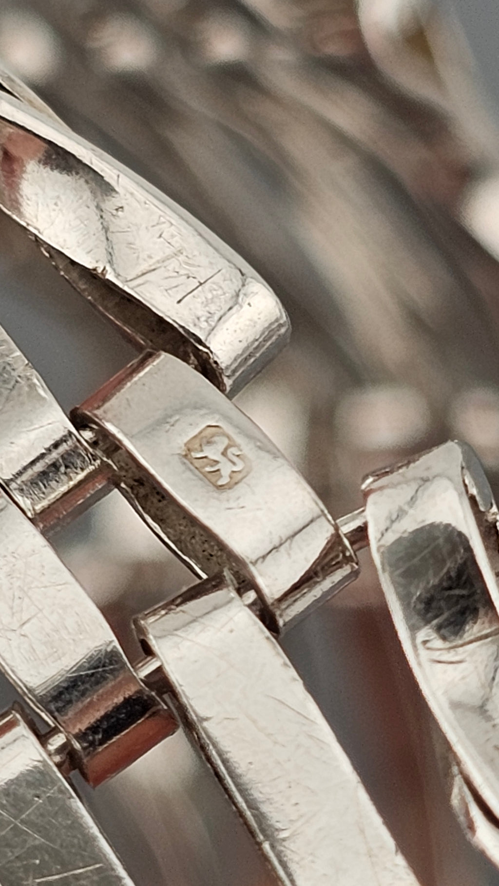 Vintage Sterling Silver 6-Bar Gate Bracelet with Heart Padlock 1