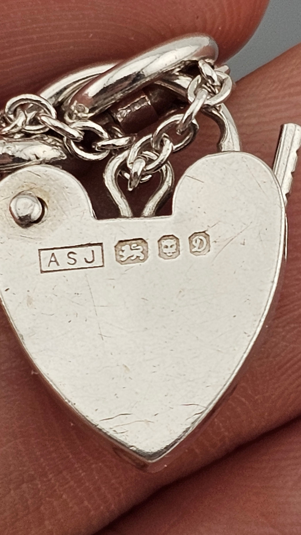 Vintage Sterling Silver 6-Bar Gate Bracelet with Heart Padlock 1